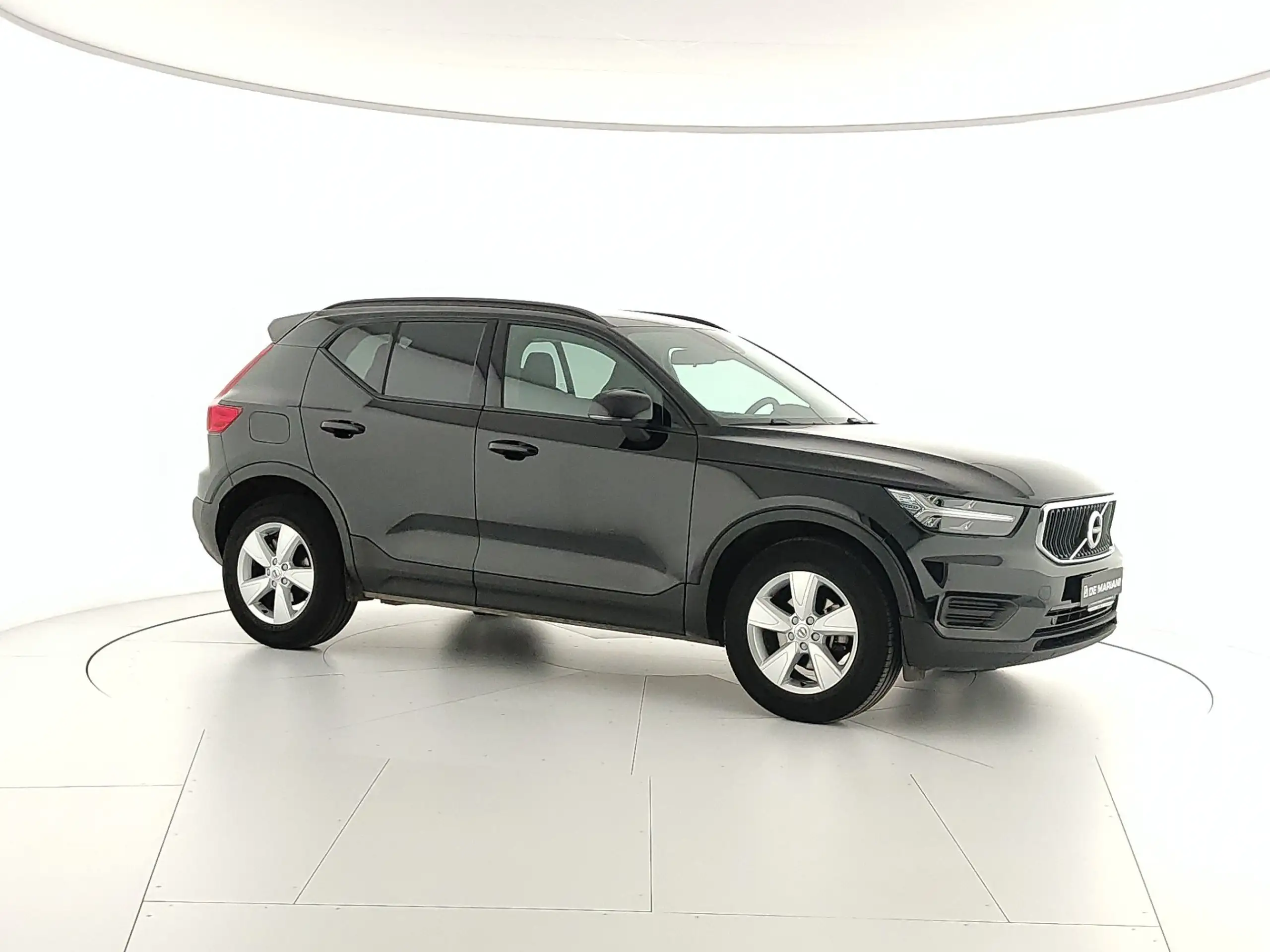 Volvo - XC40