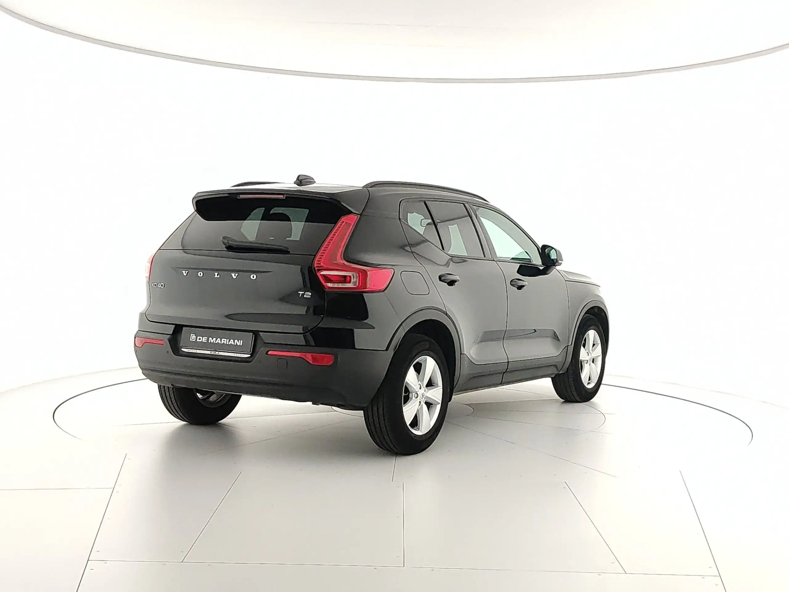 Volvo - XC40