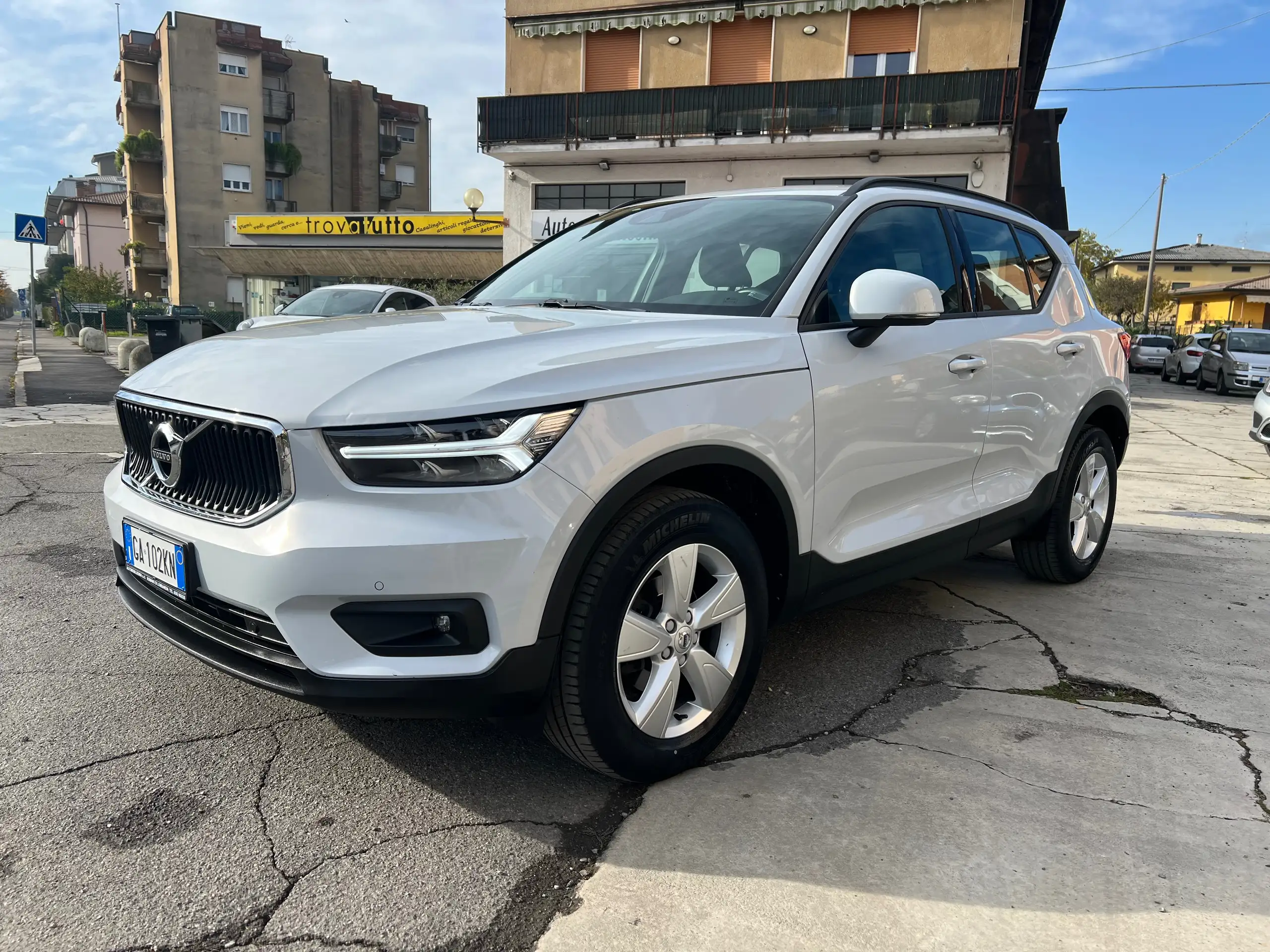 Volvo - XC40