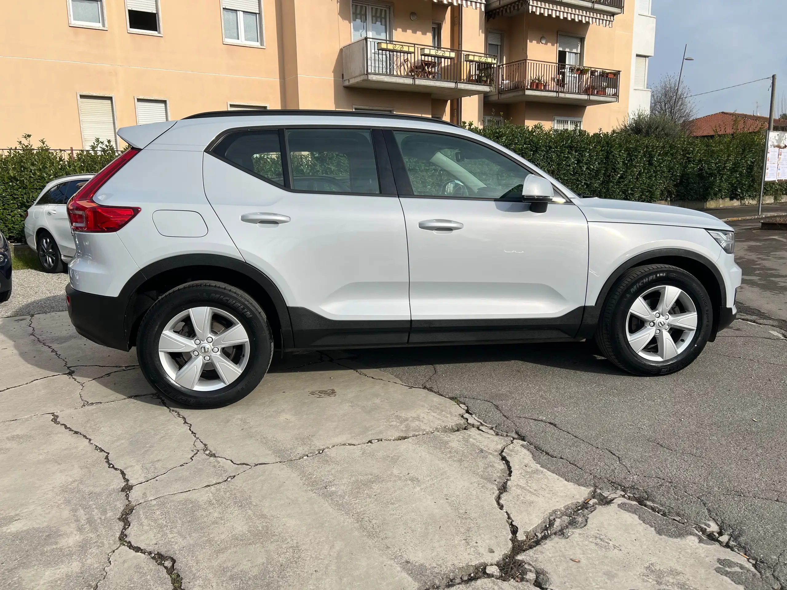 Volvo - XC40