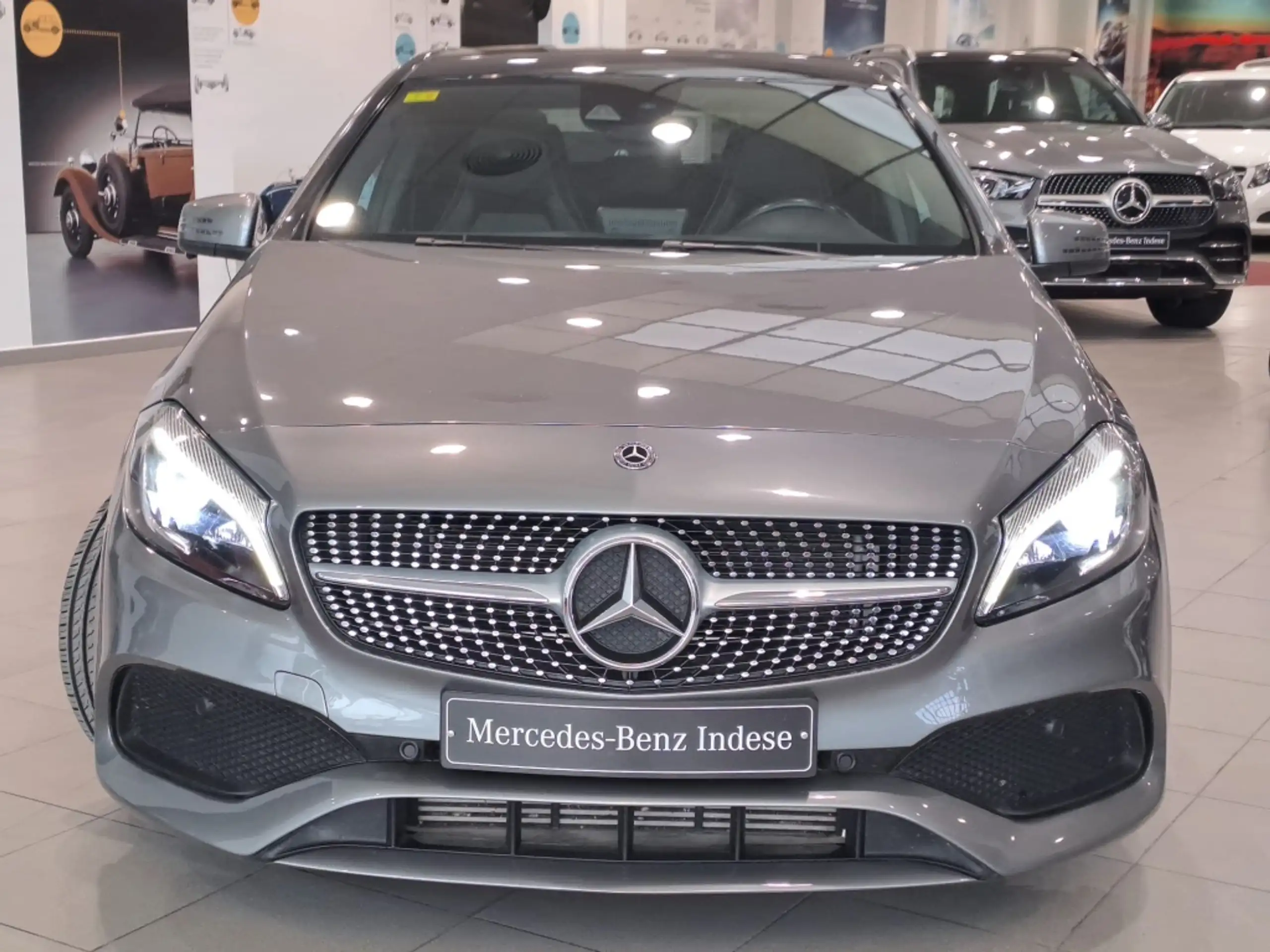 Mercedes-Benz - A 200