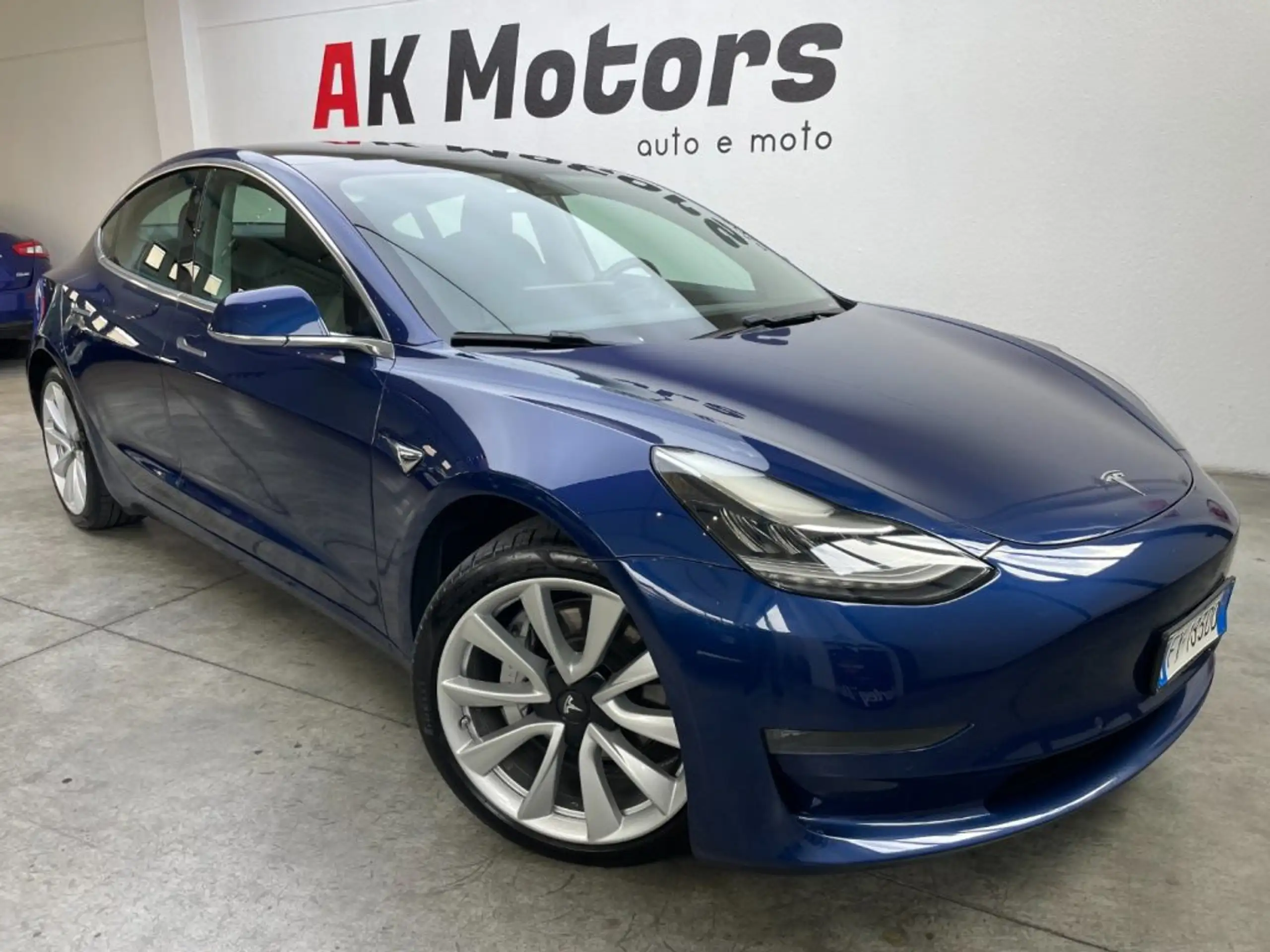 Tesla Model 3 2019