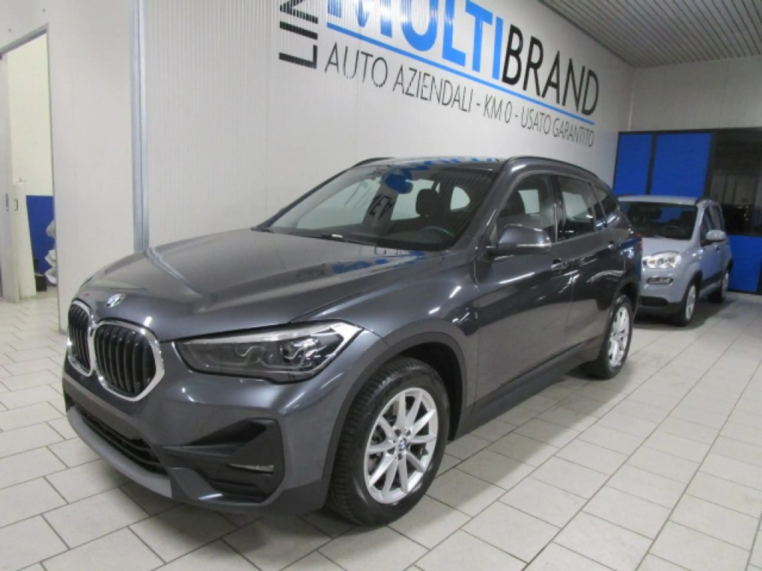 BMW - X1