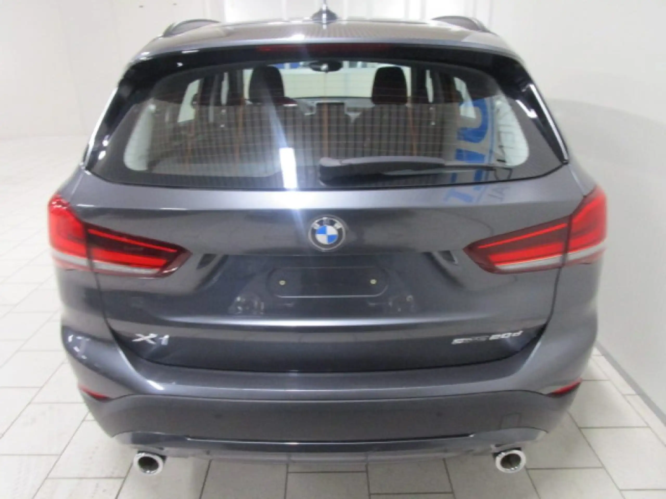 BMW - X1