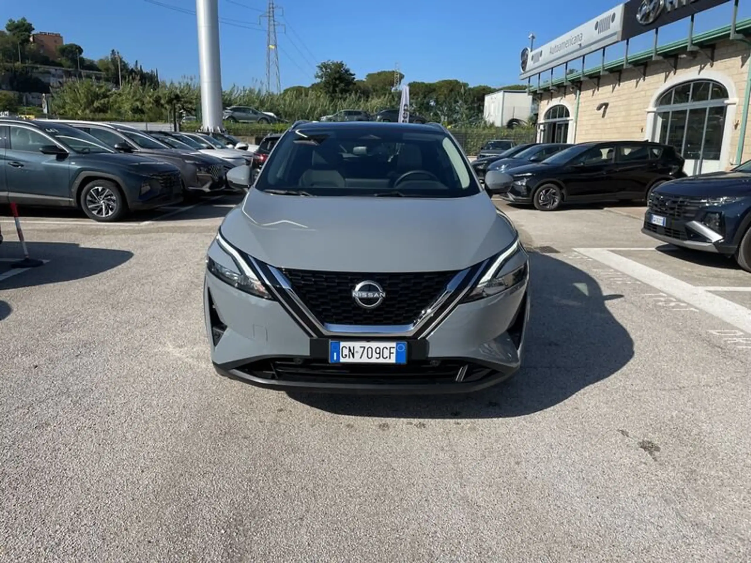 Nissan - Qashqai