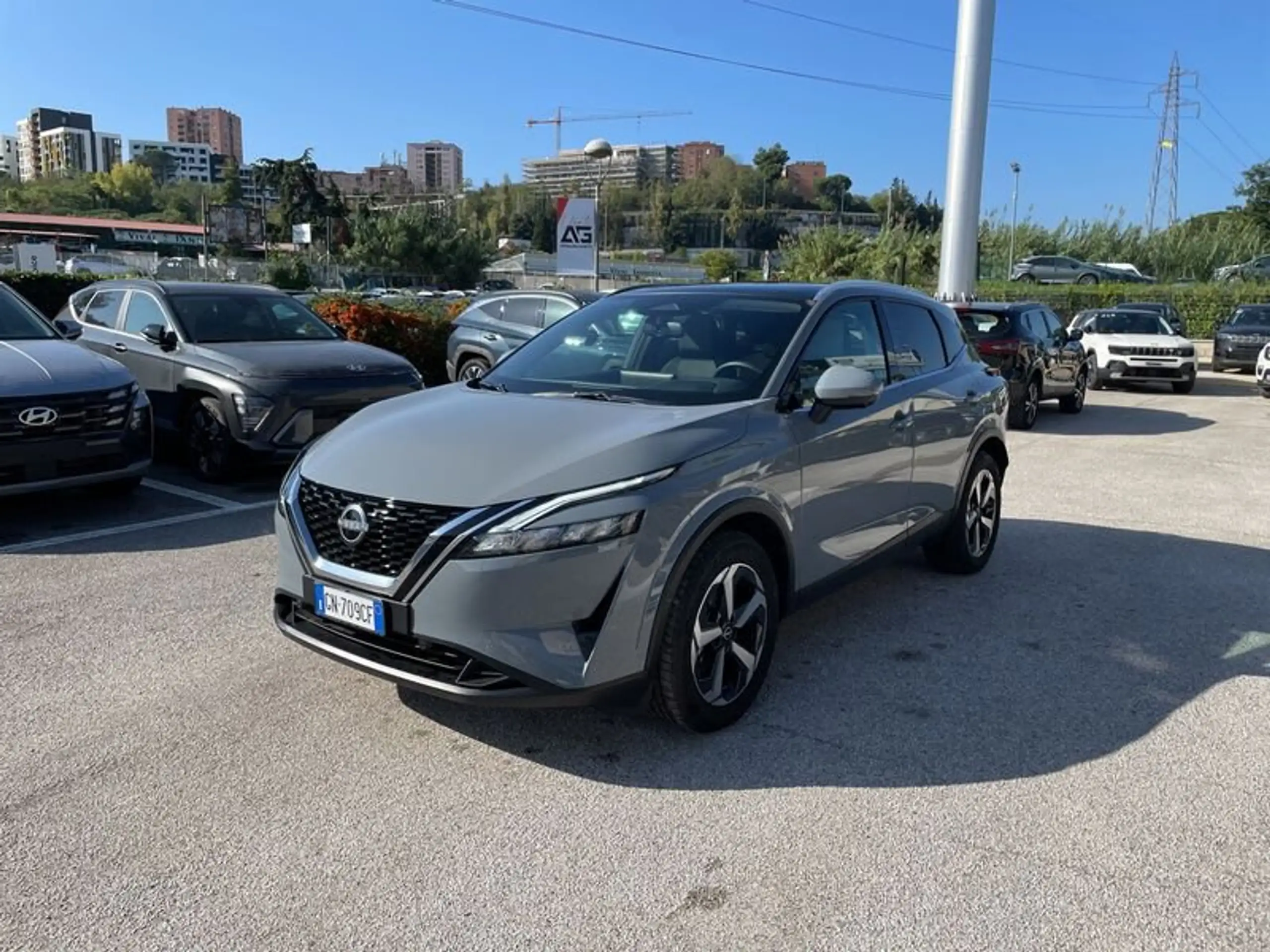 Nissan - Qashqai