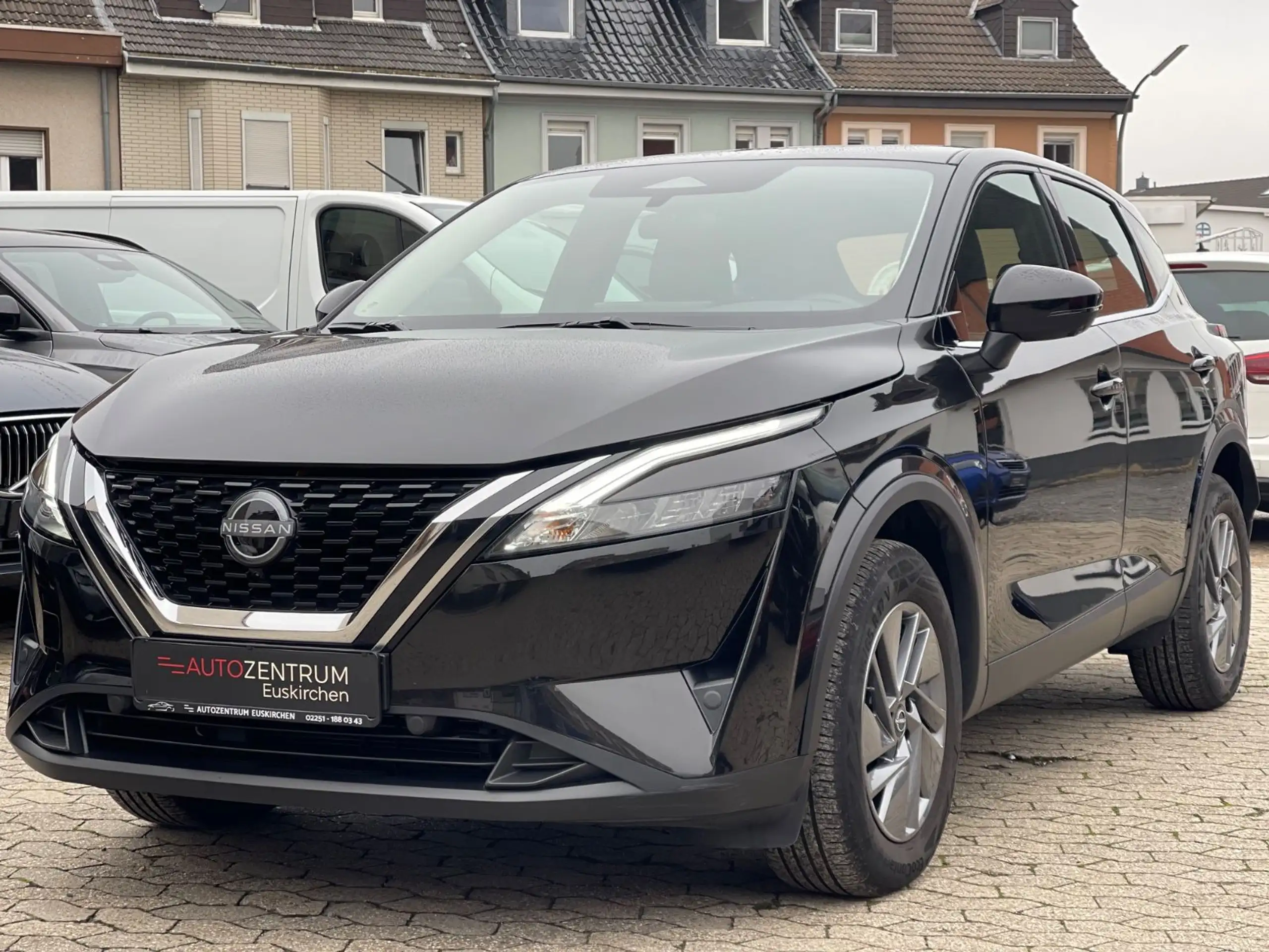 Nissan - Qashqai