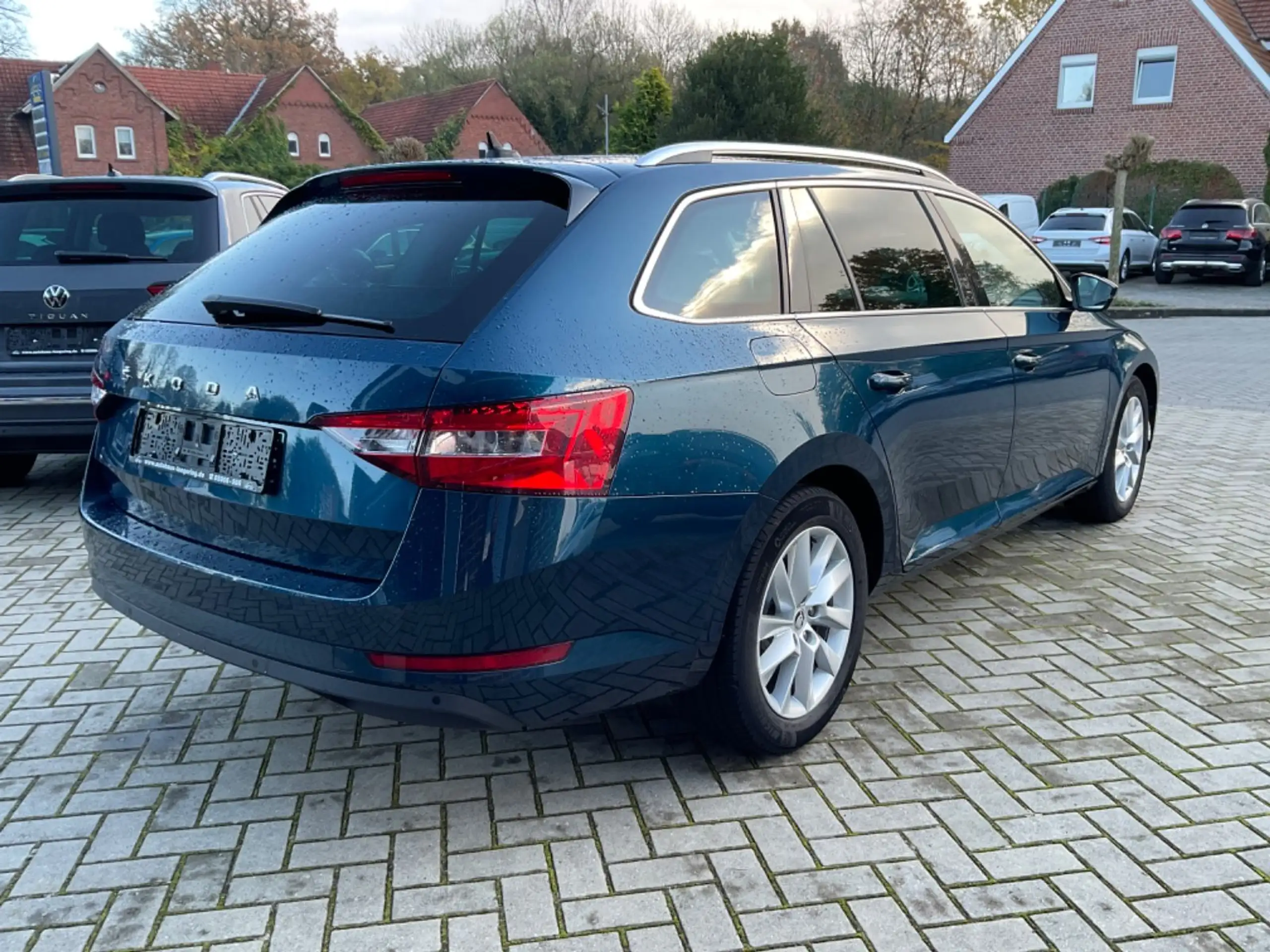 Skoda - Superb