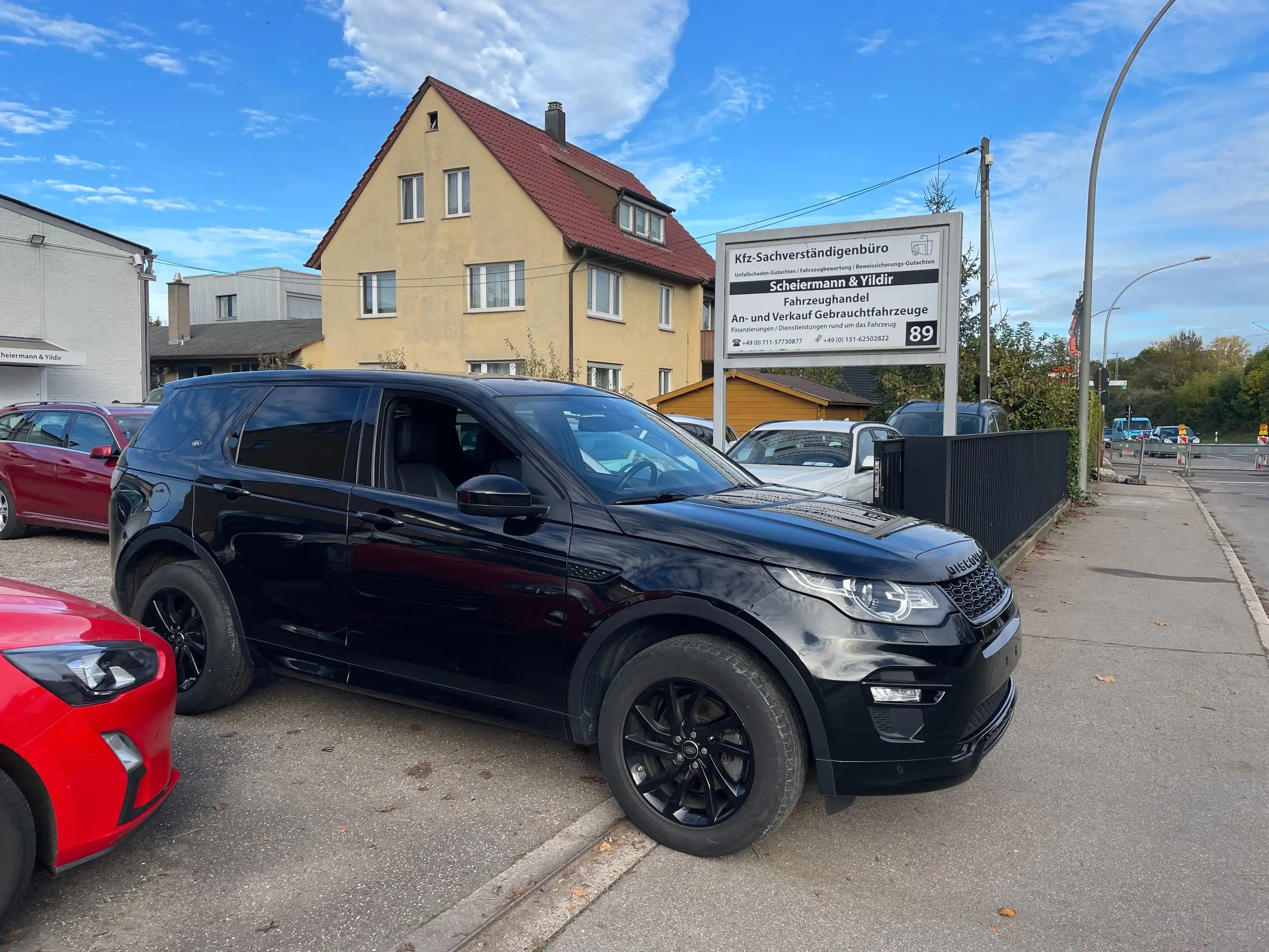 Land Rover - Discovery Sport