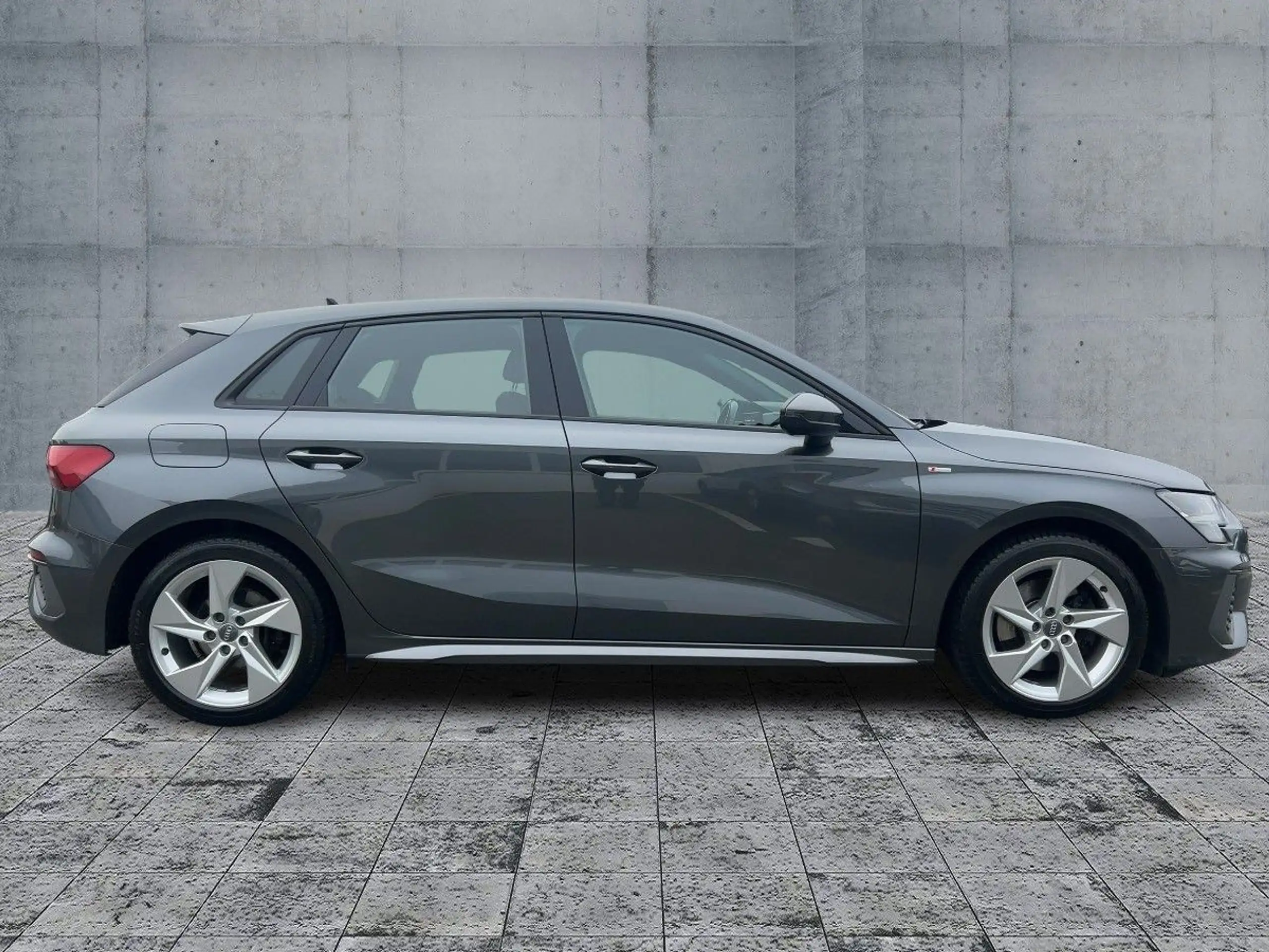 Audi - A3