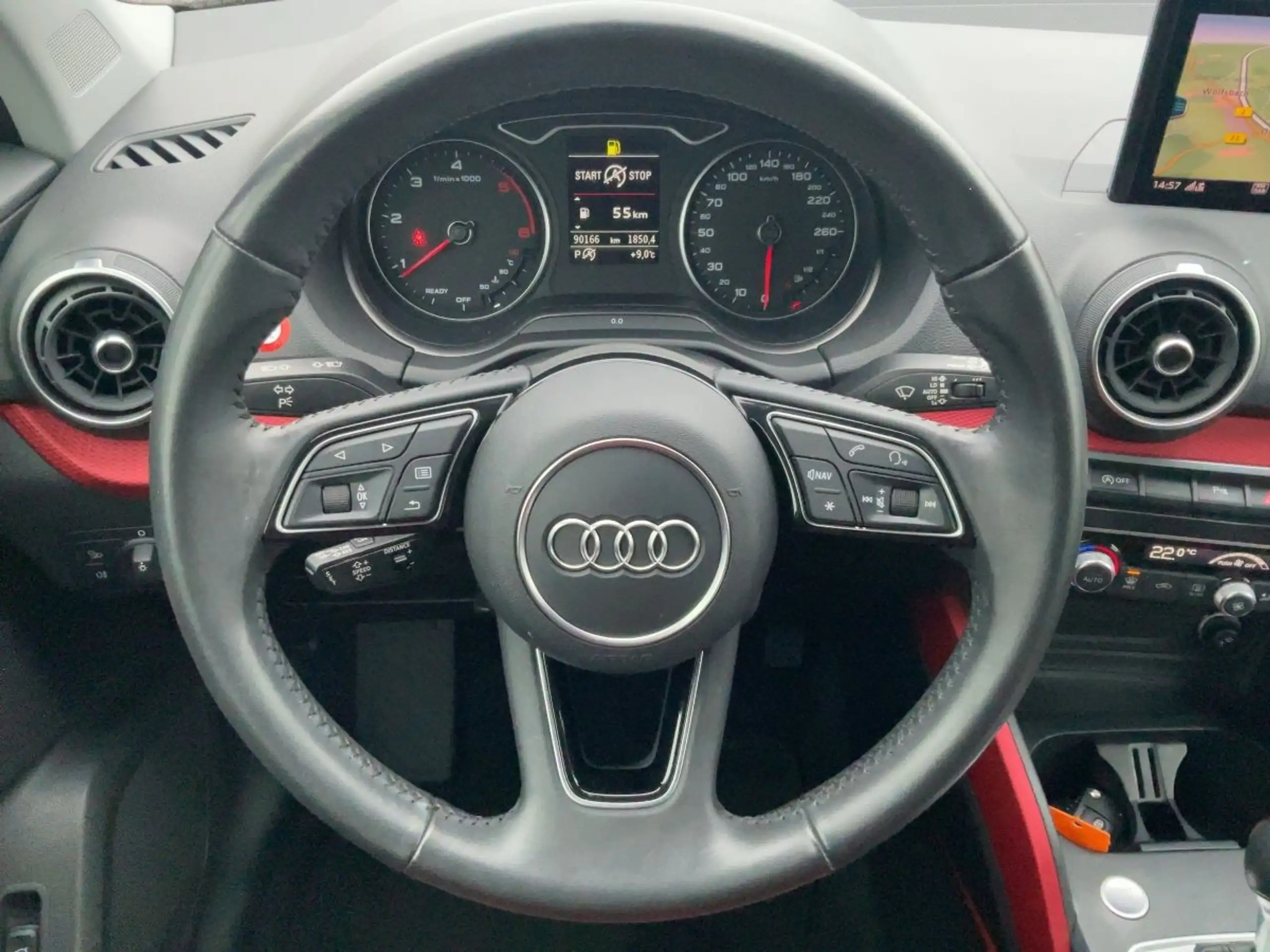 Audi - Q2