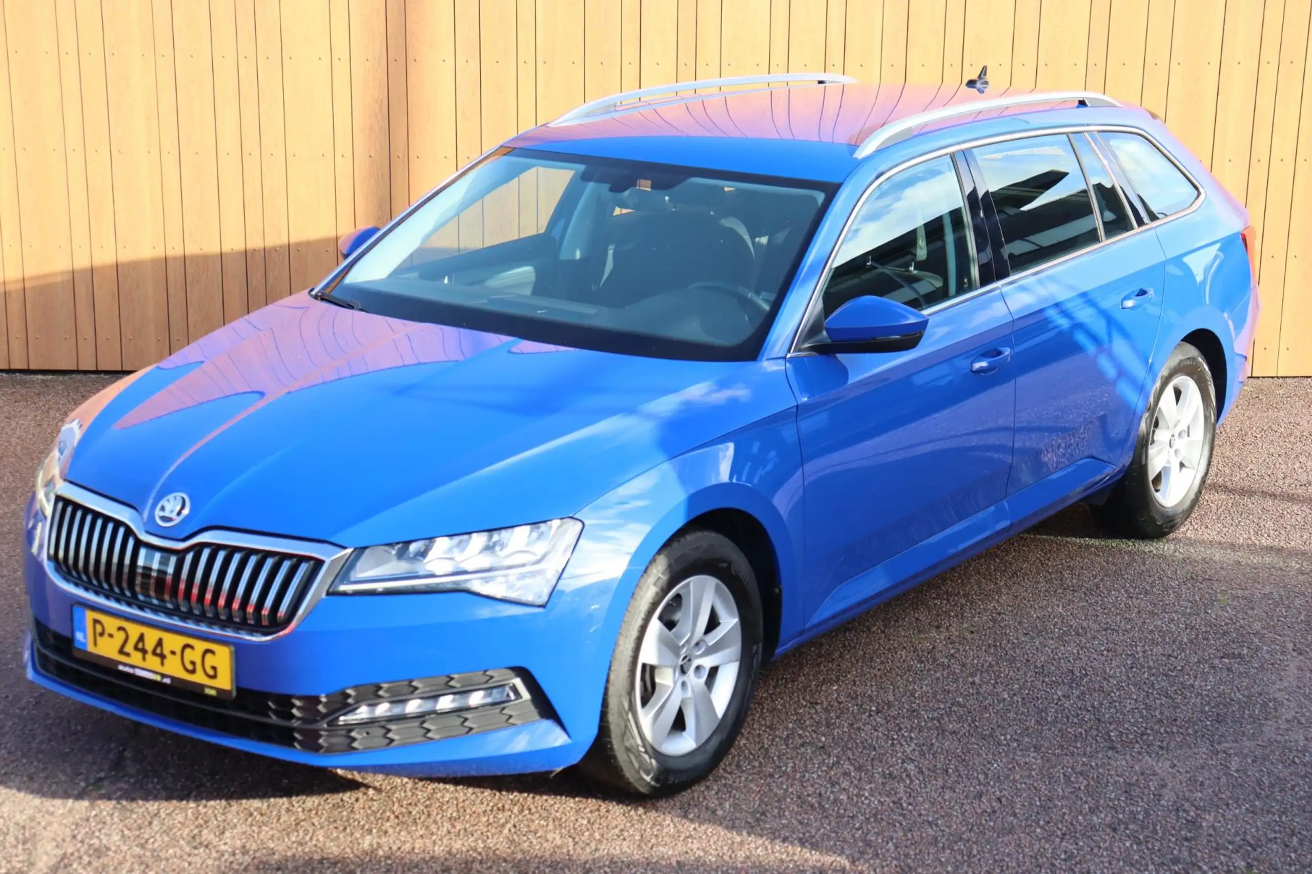 Skoda - Superb