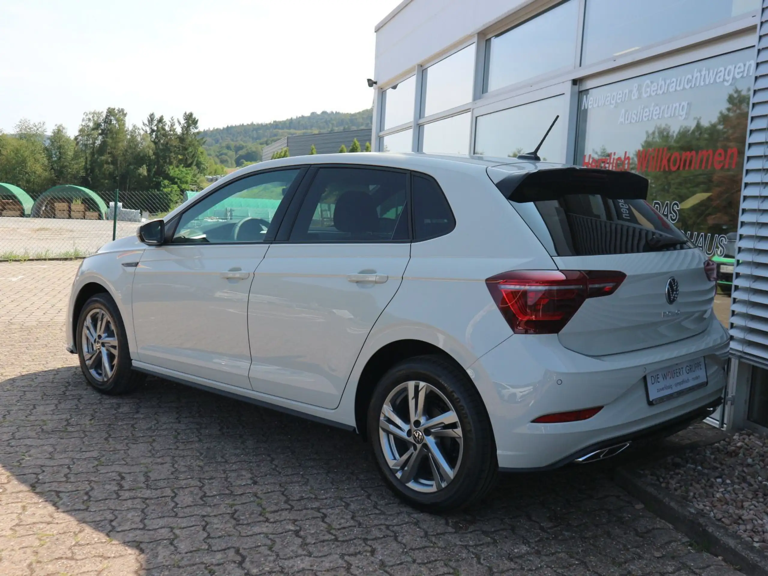 Volkswagen - Polo