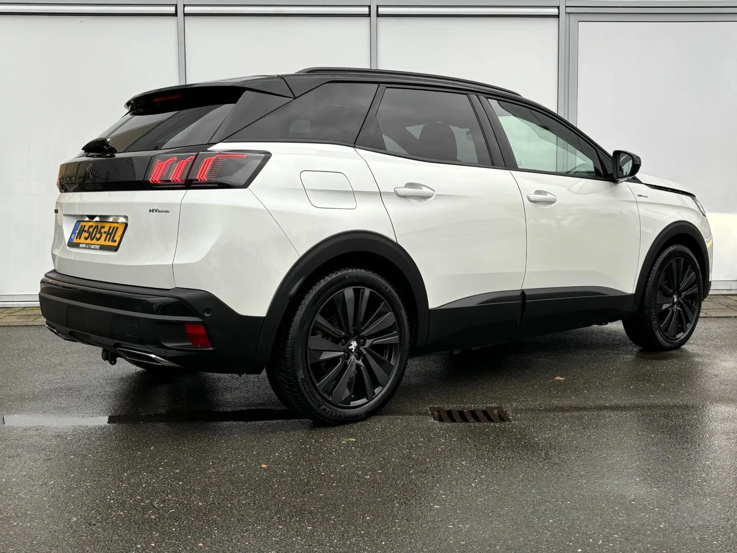 Peugeot - 3008