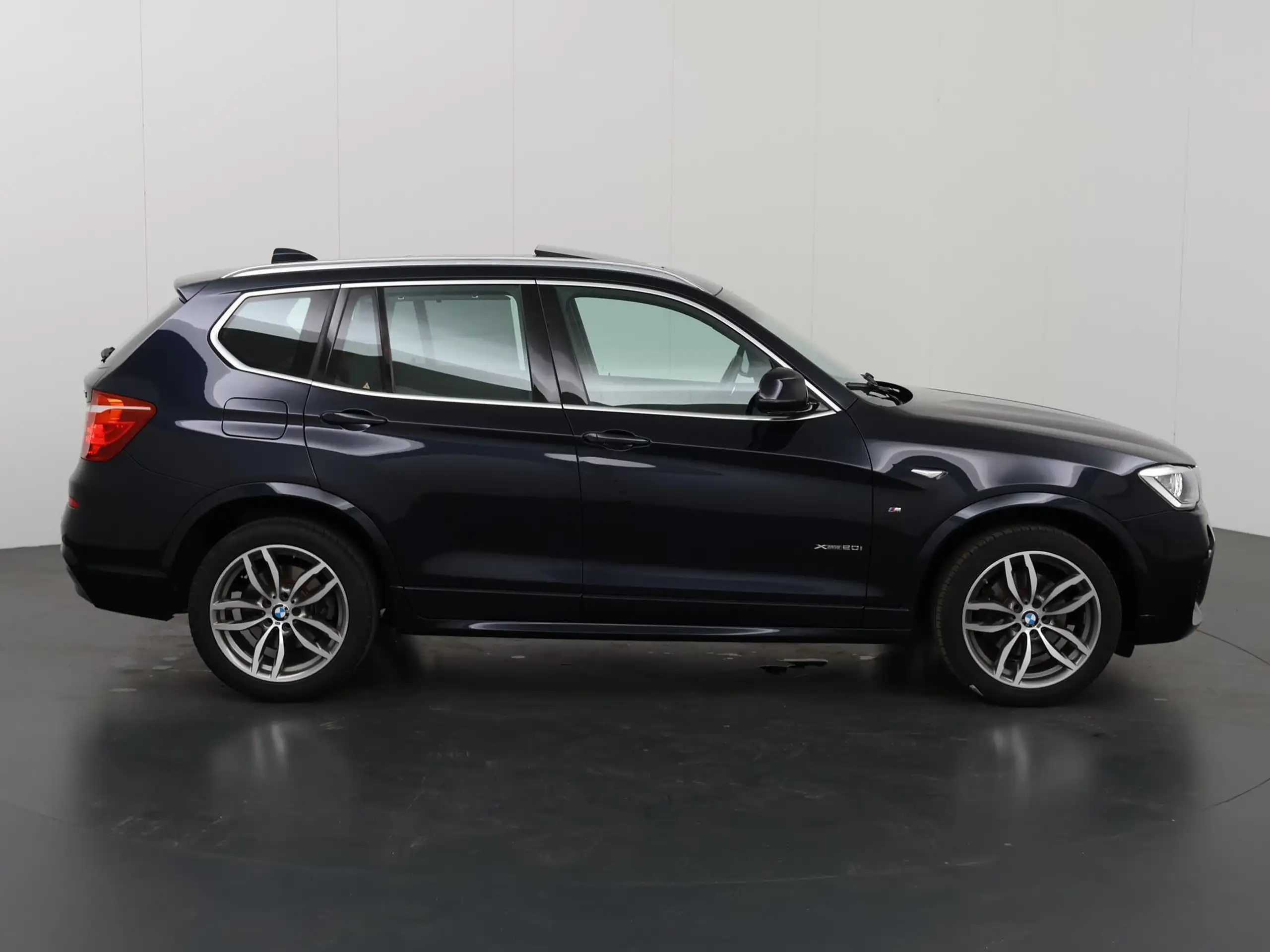 BMW - X3