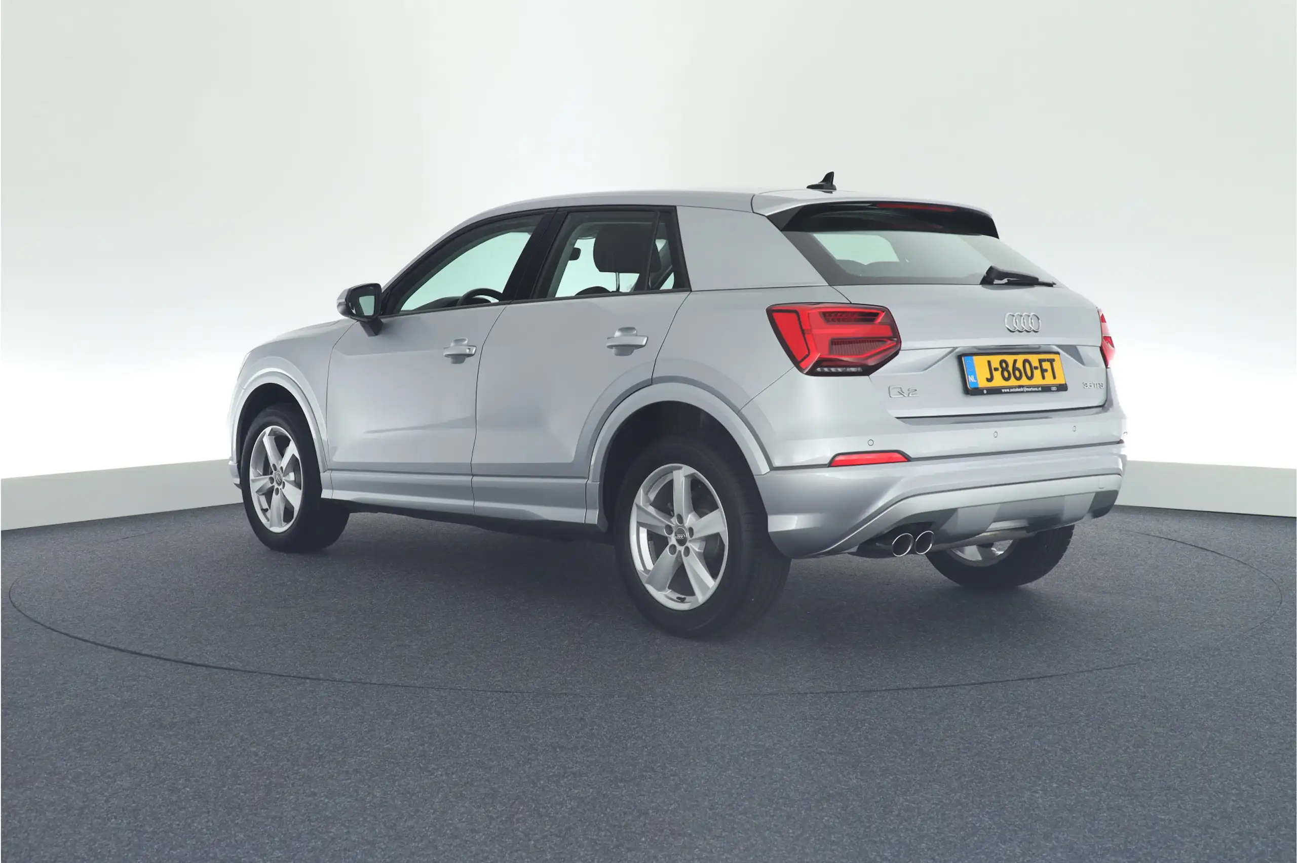 Audi - Q2