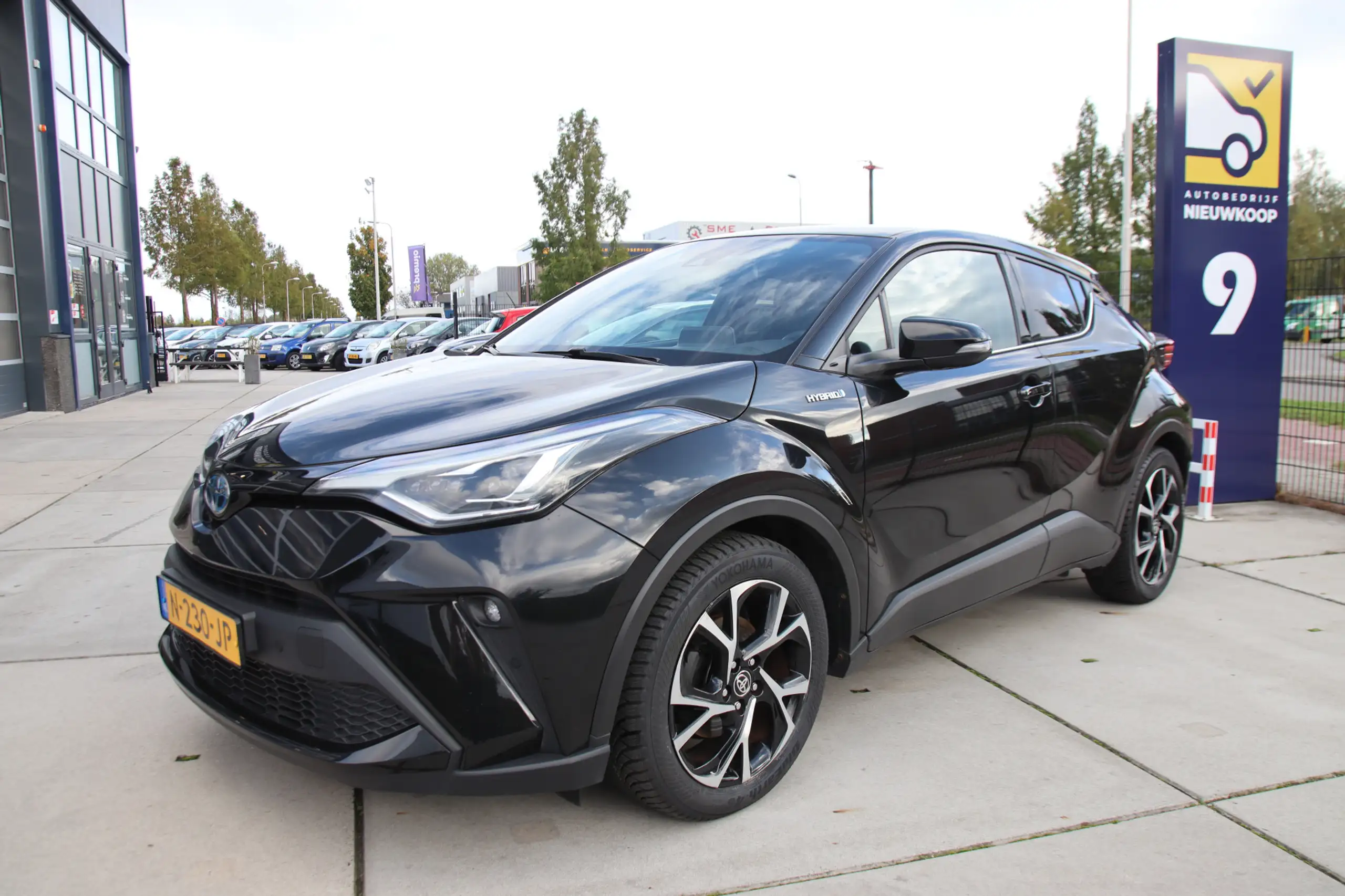 Toyota - C-HR