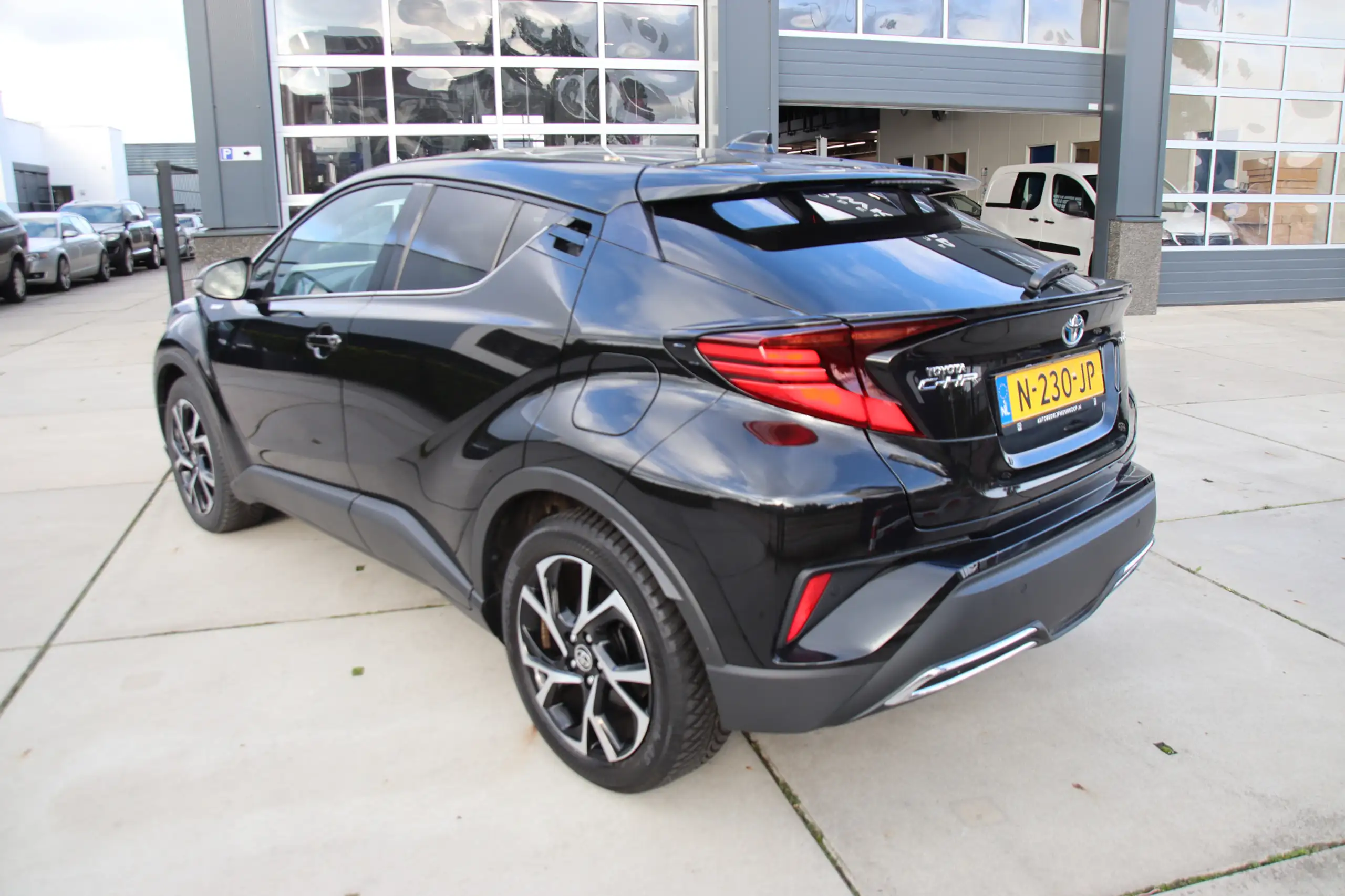 Toyota - C-HR