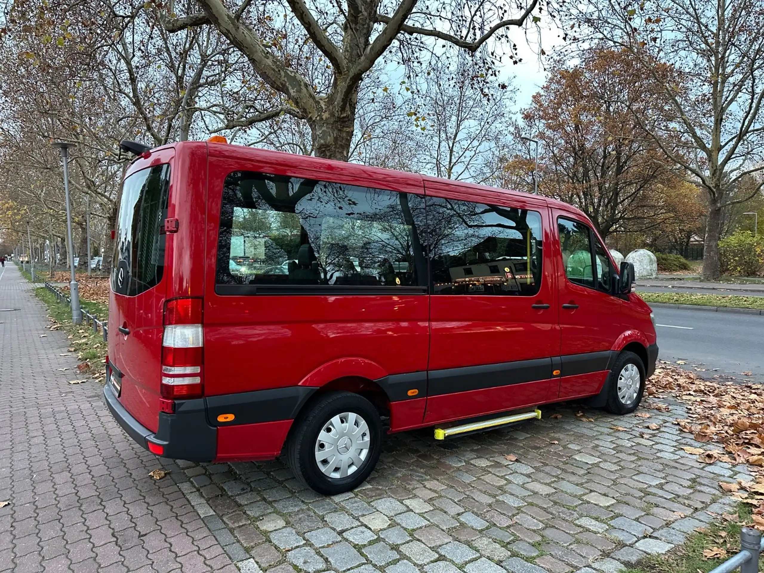 Mercedes-Benz - Sprinter