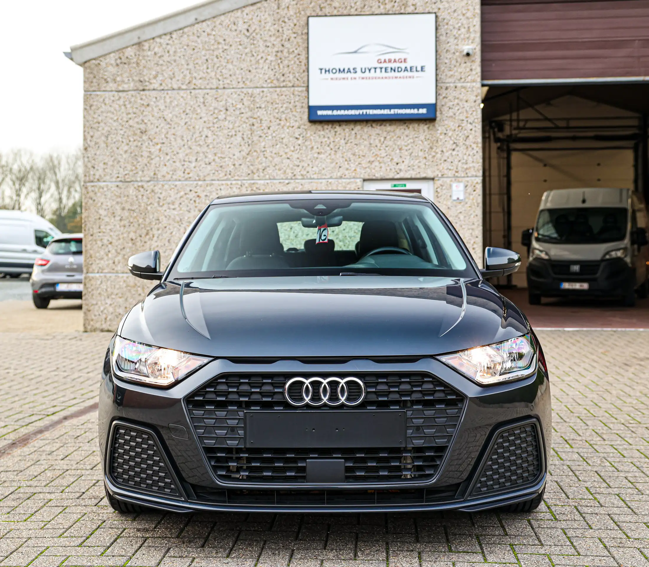 Audi - A1