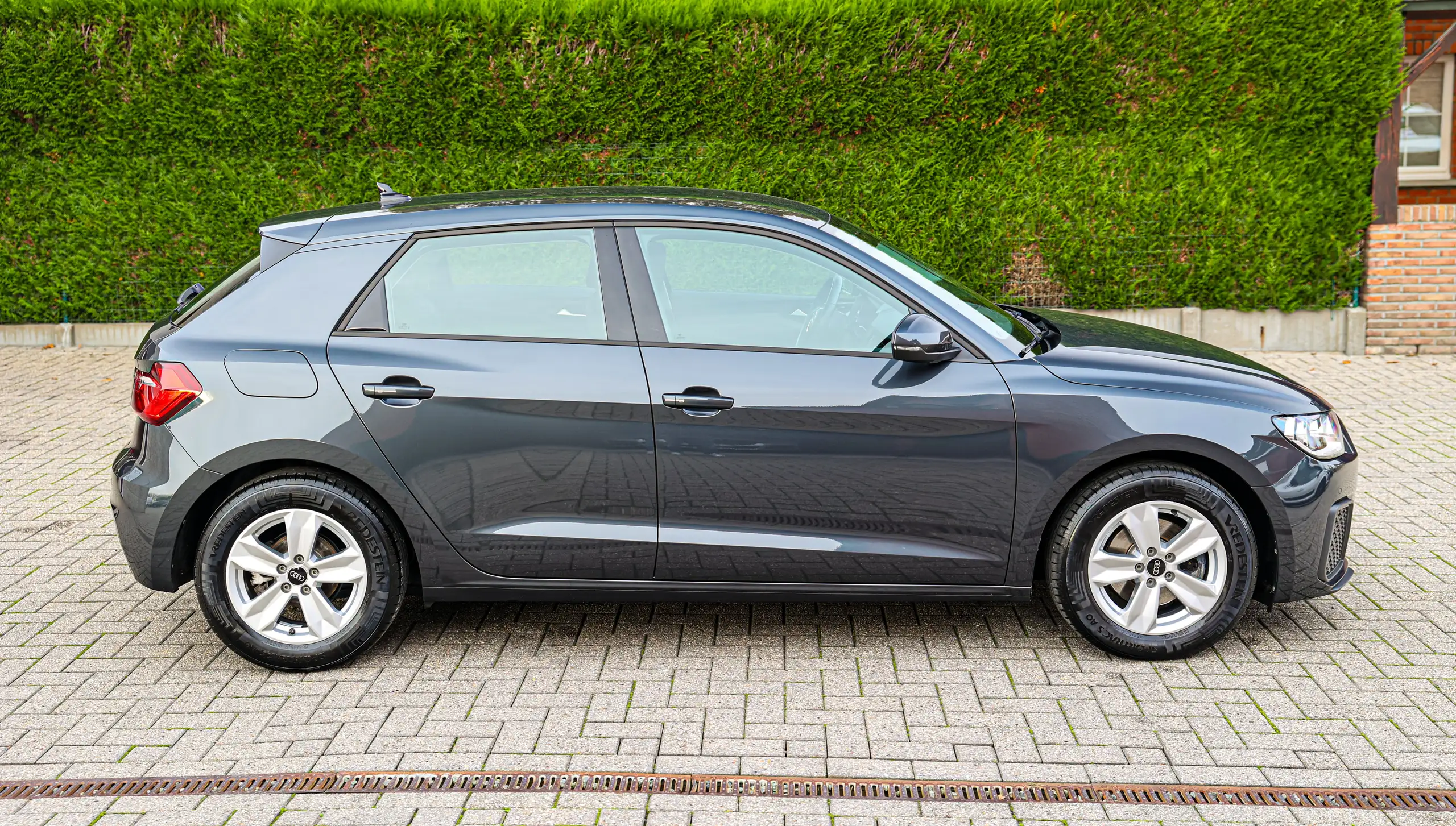 Audi - A1