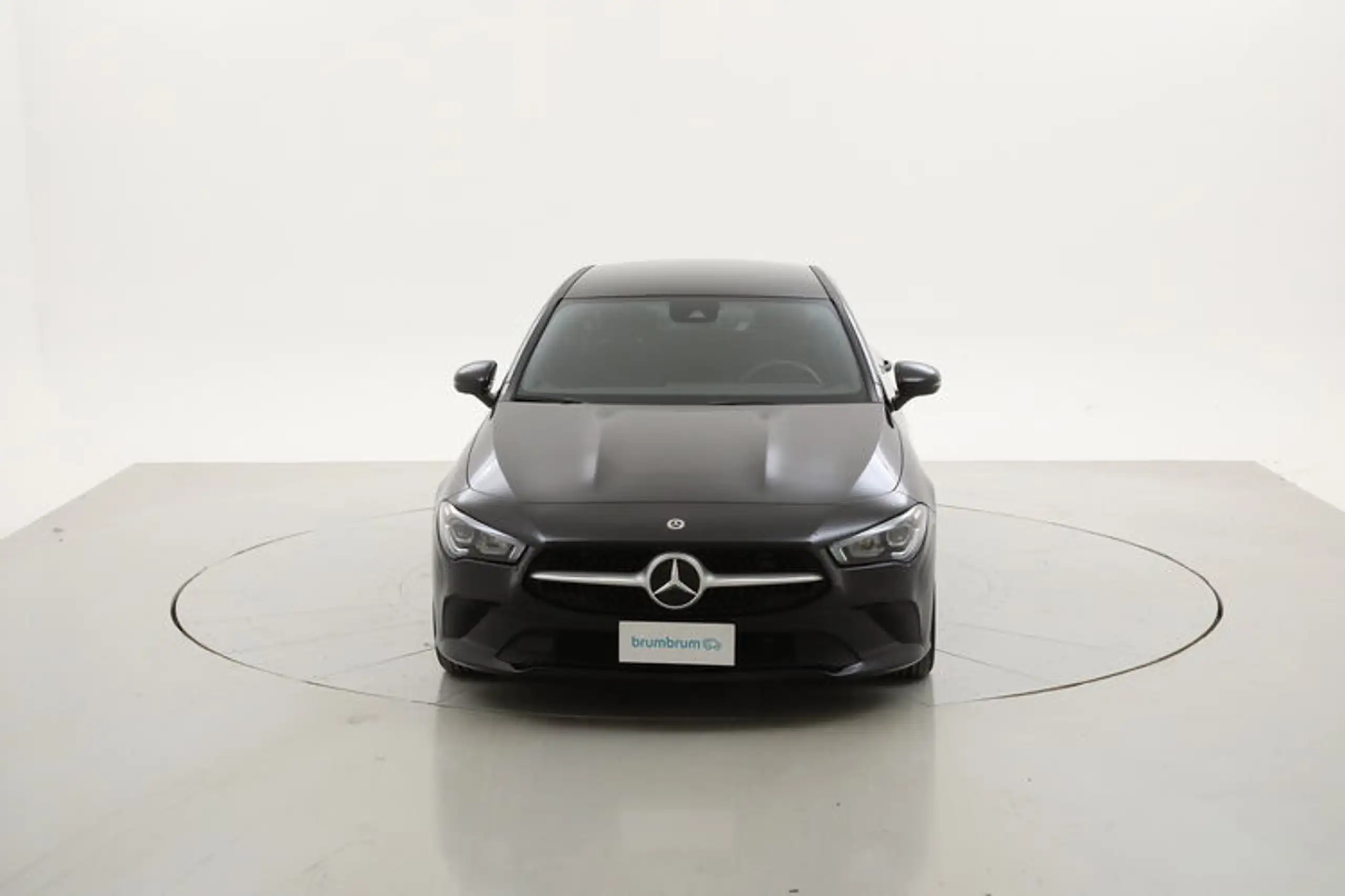 Mercedes-Benz - CLA 220