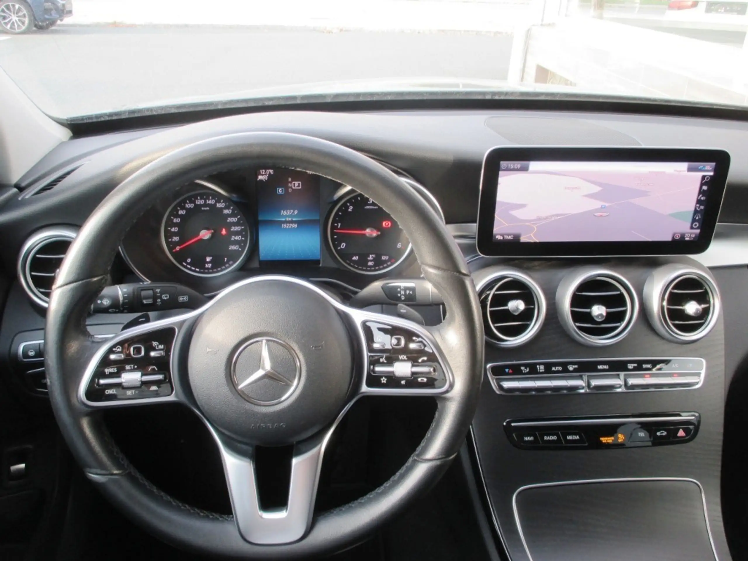 Mercedes-Benz - C 220