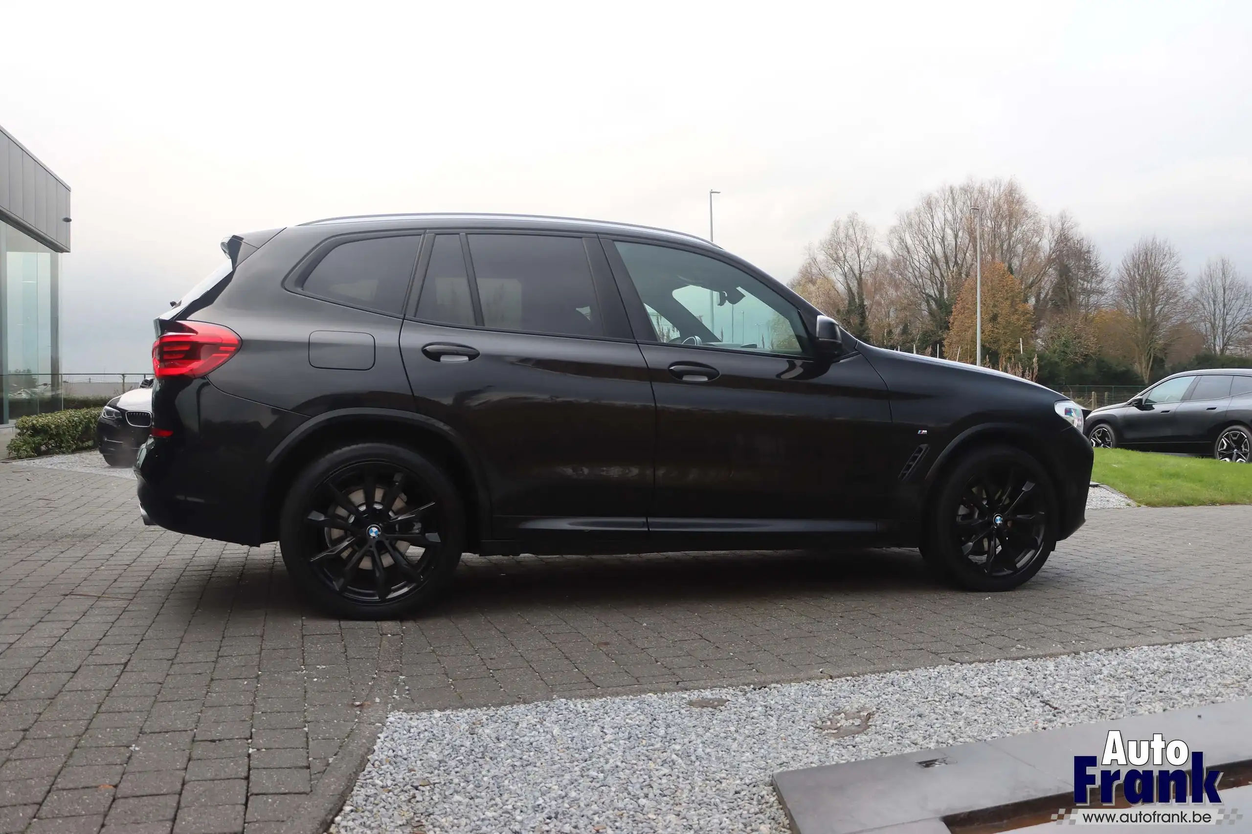 BMW - X3