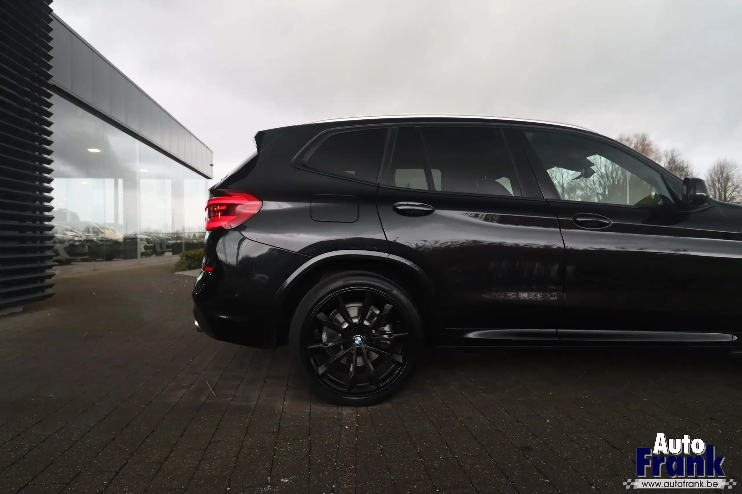 BMW - X3