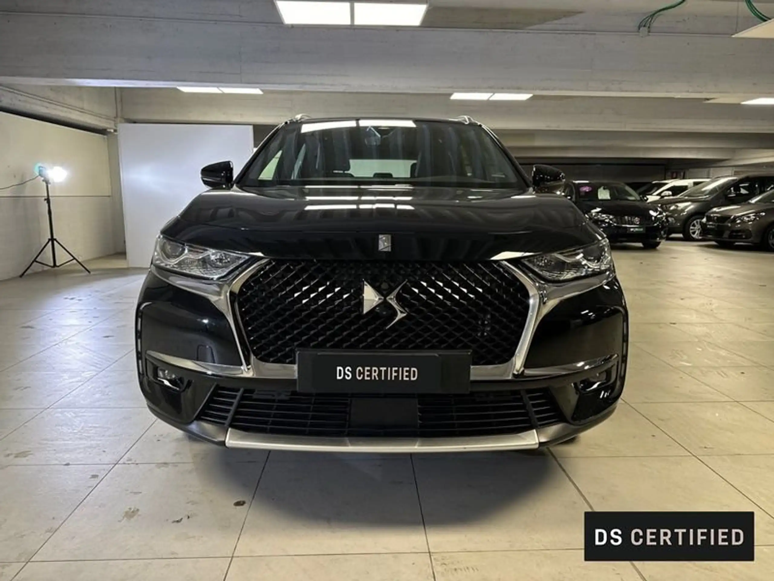 DS Automobiles - DS 7 Crossback