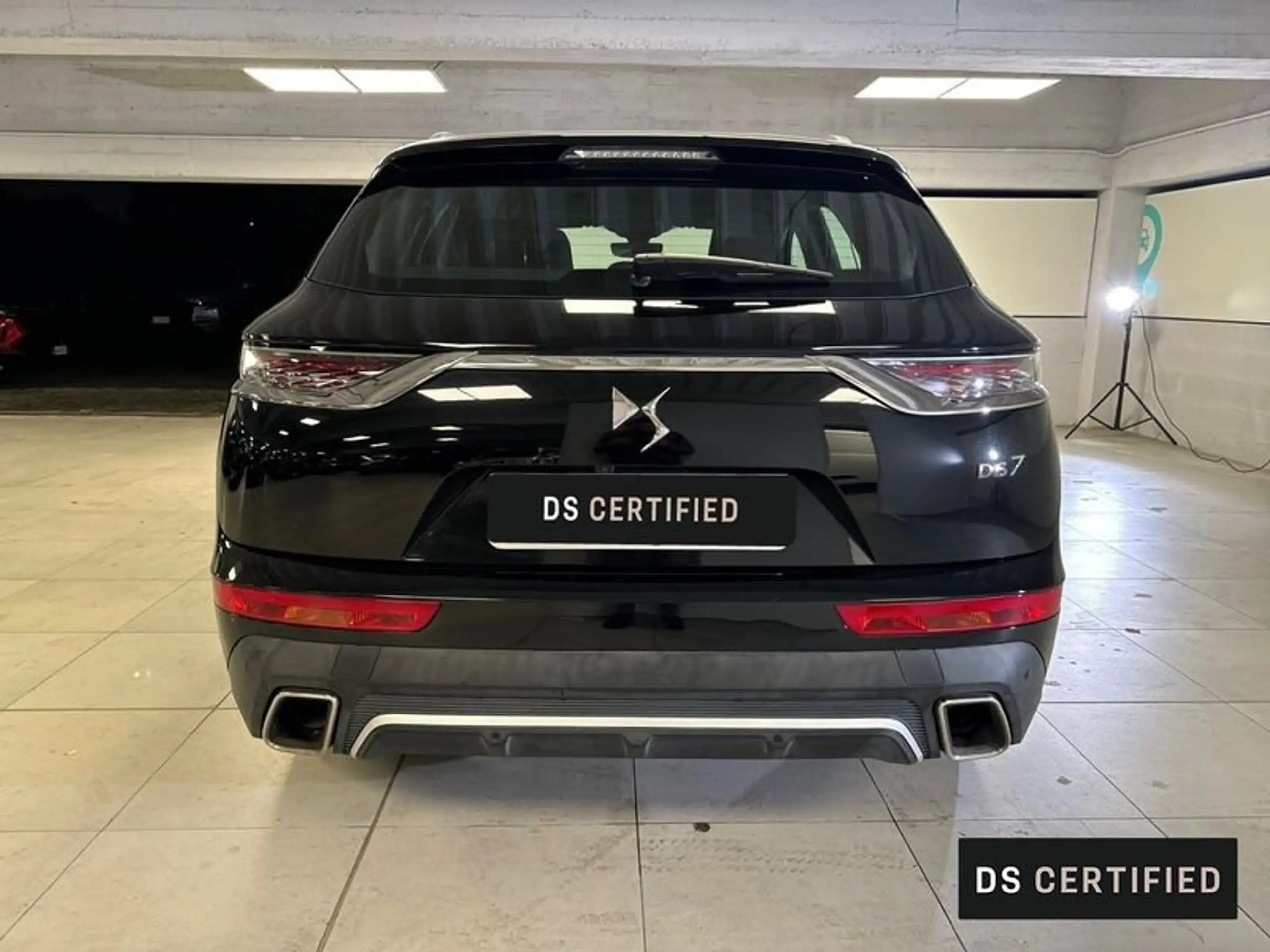 DS Automobiles - DS 7 Crossback