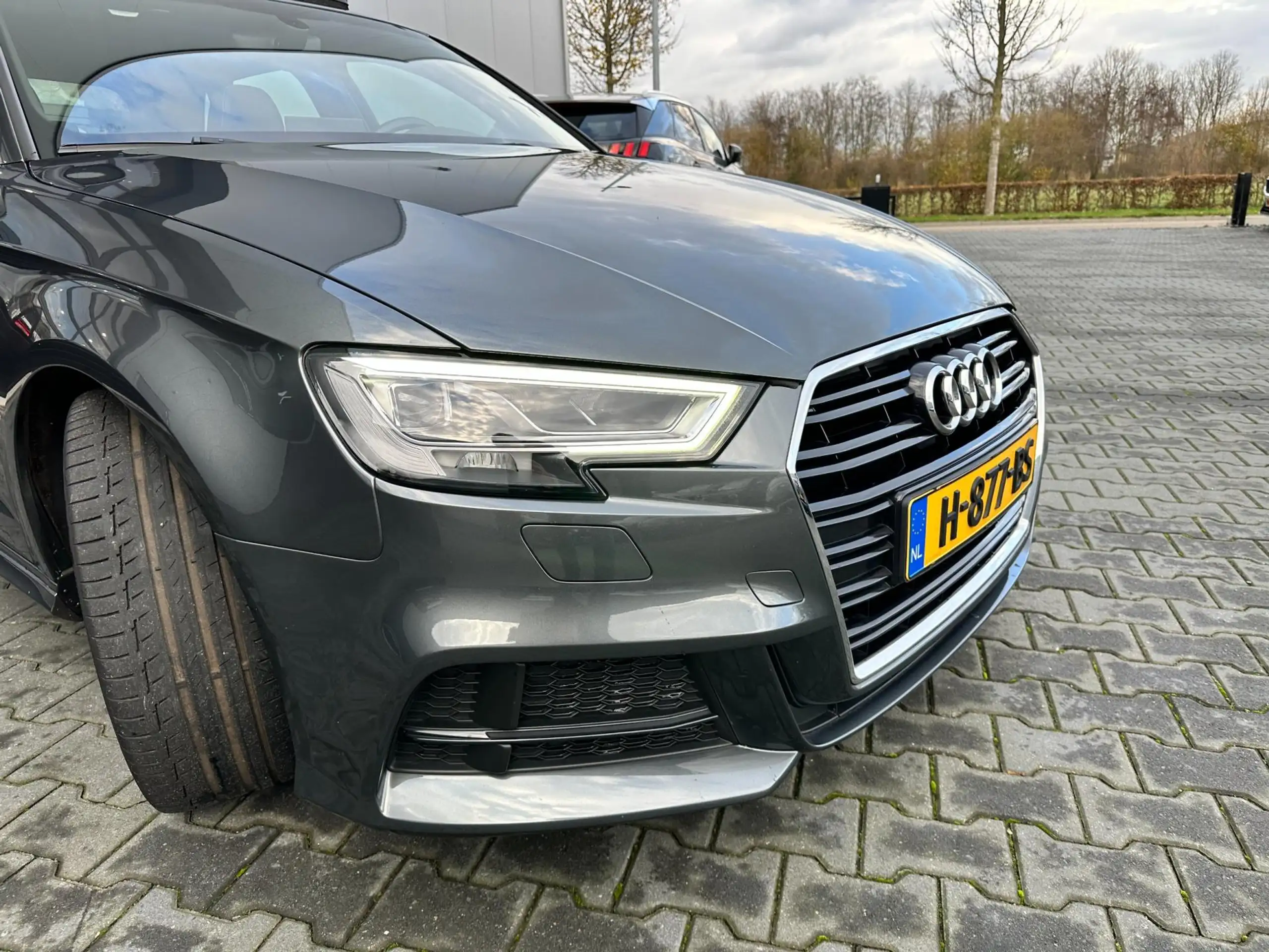 Audi - A3