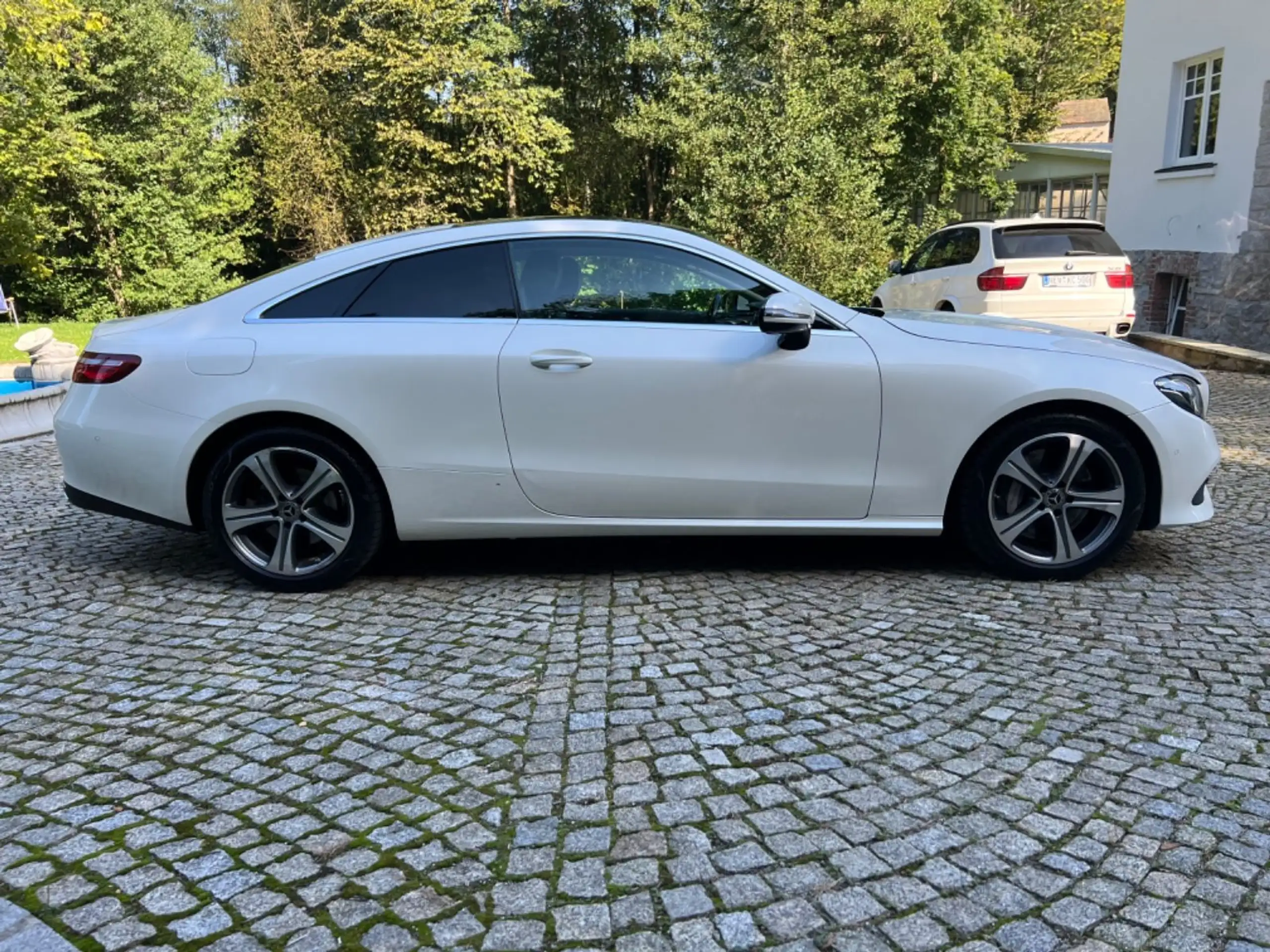 Mercedes-Benz - E 350