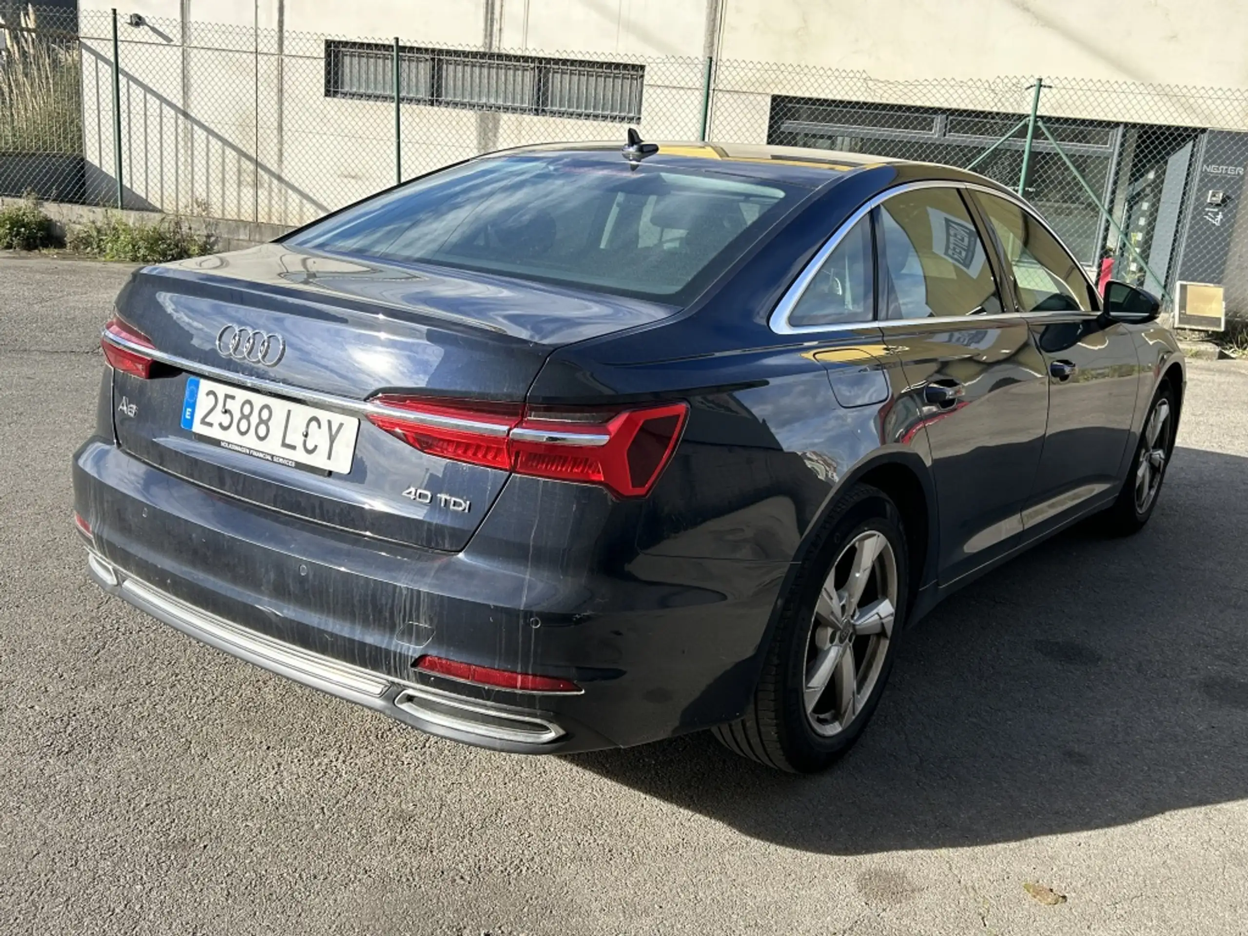 Audi - A6