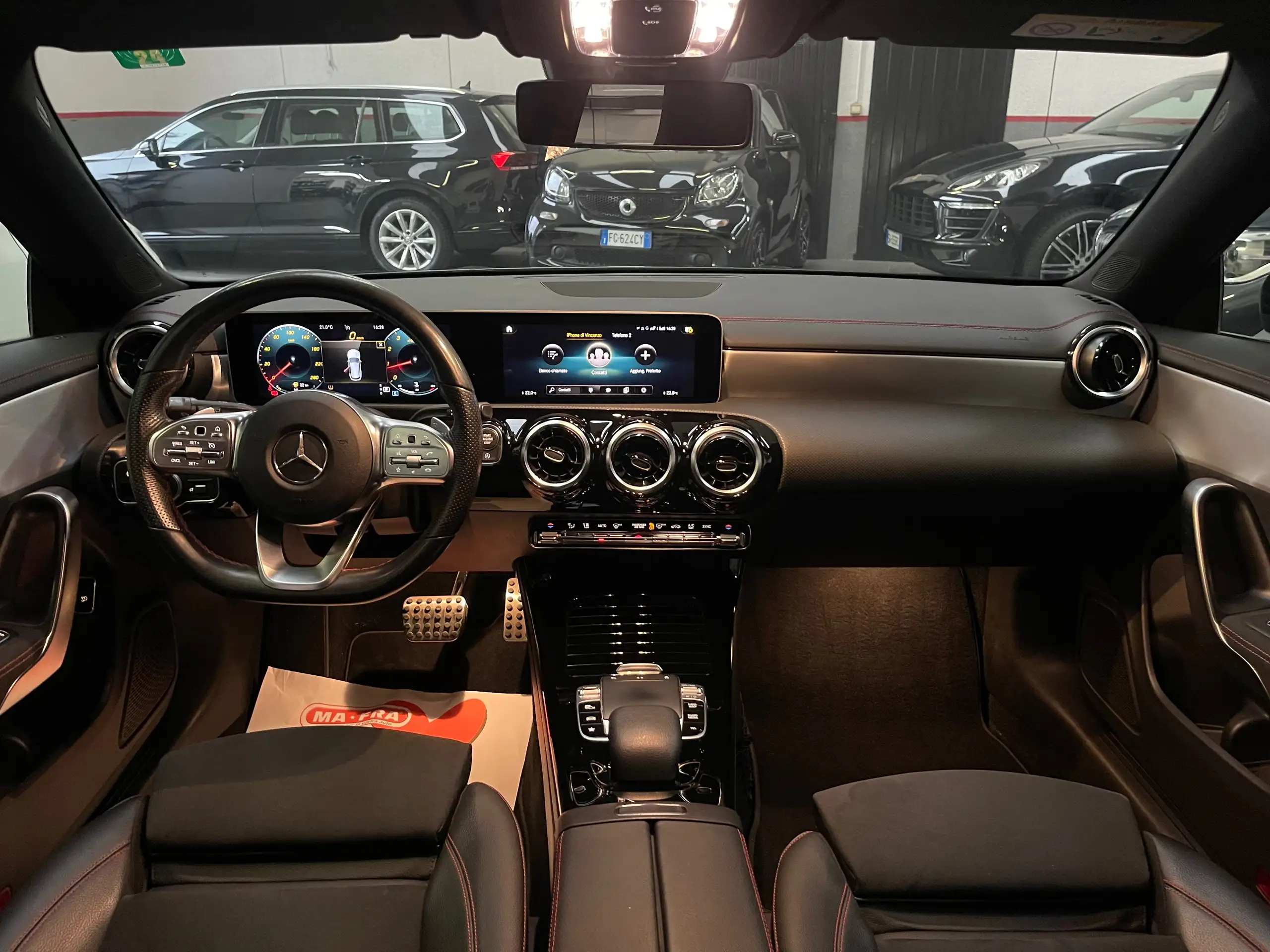 Mercedes-Benz - CLA 200