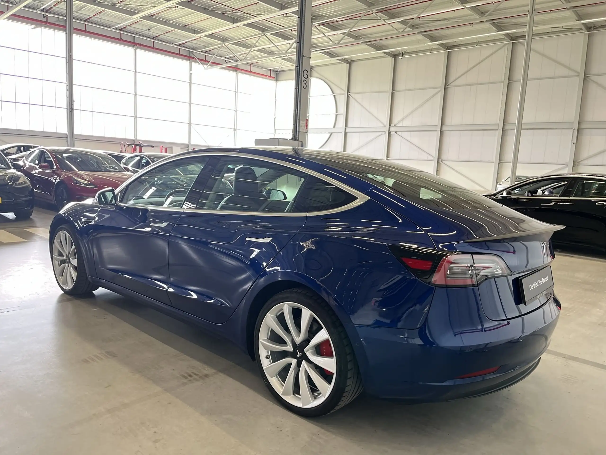 Tesla - Model 3