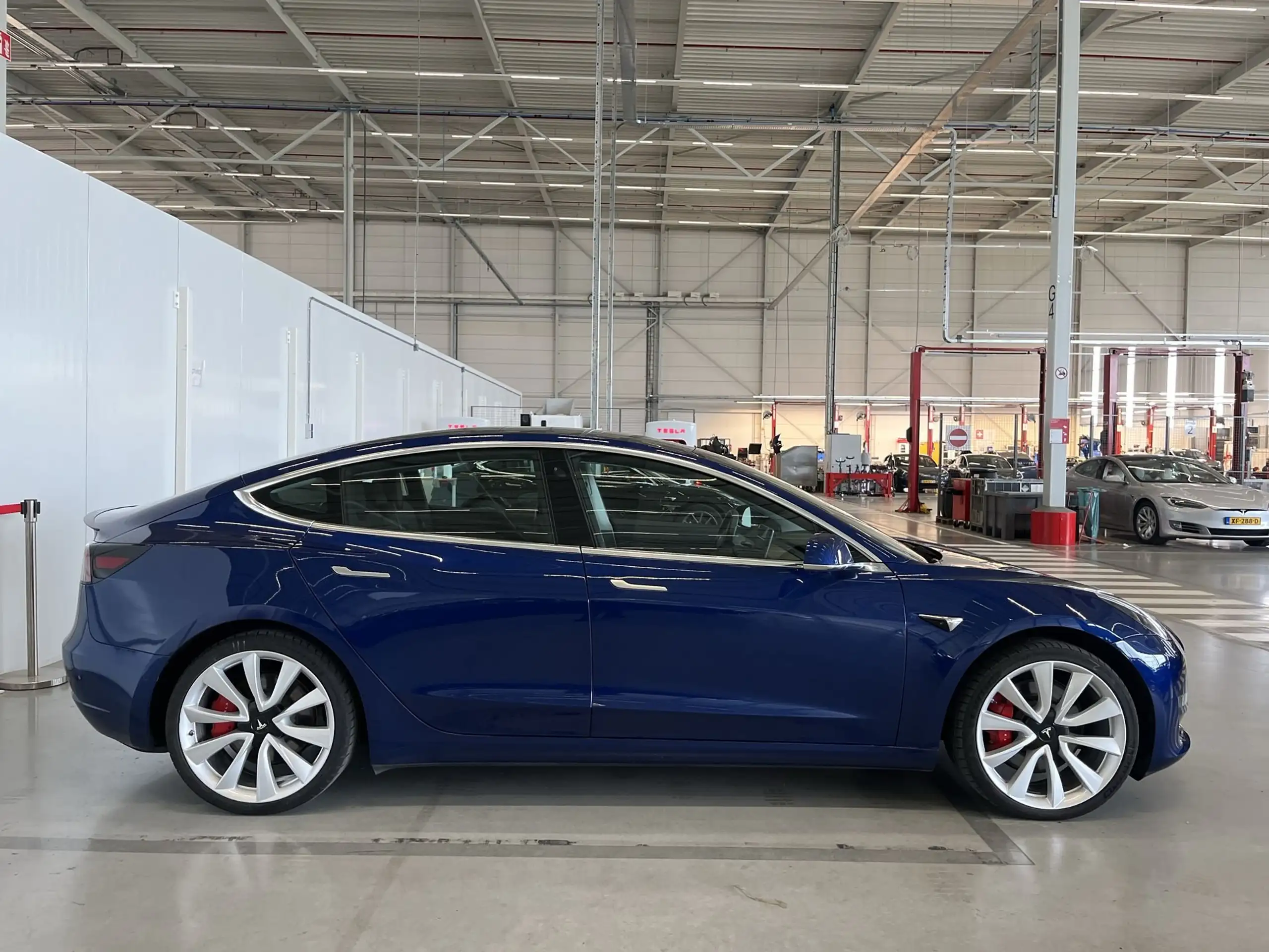 Tesla - Model 3