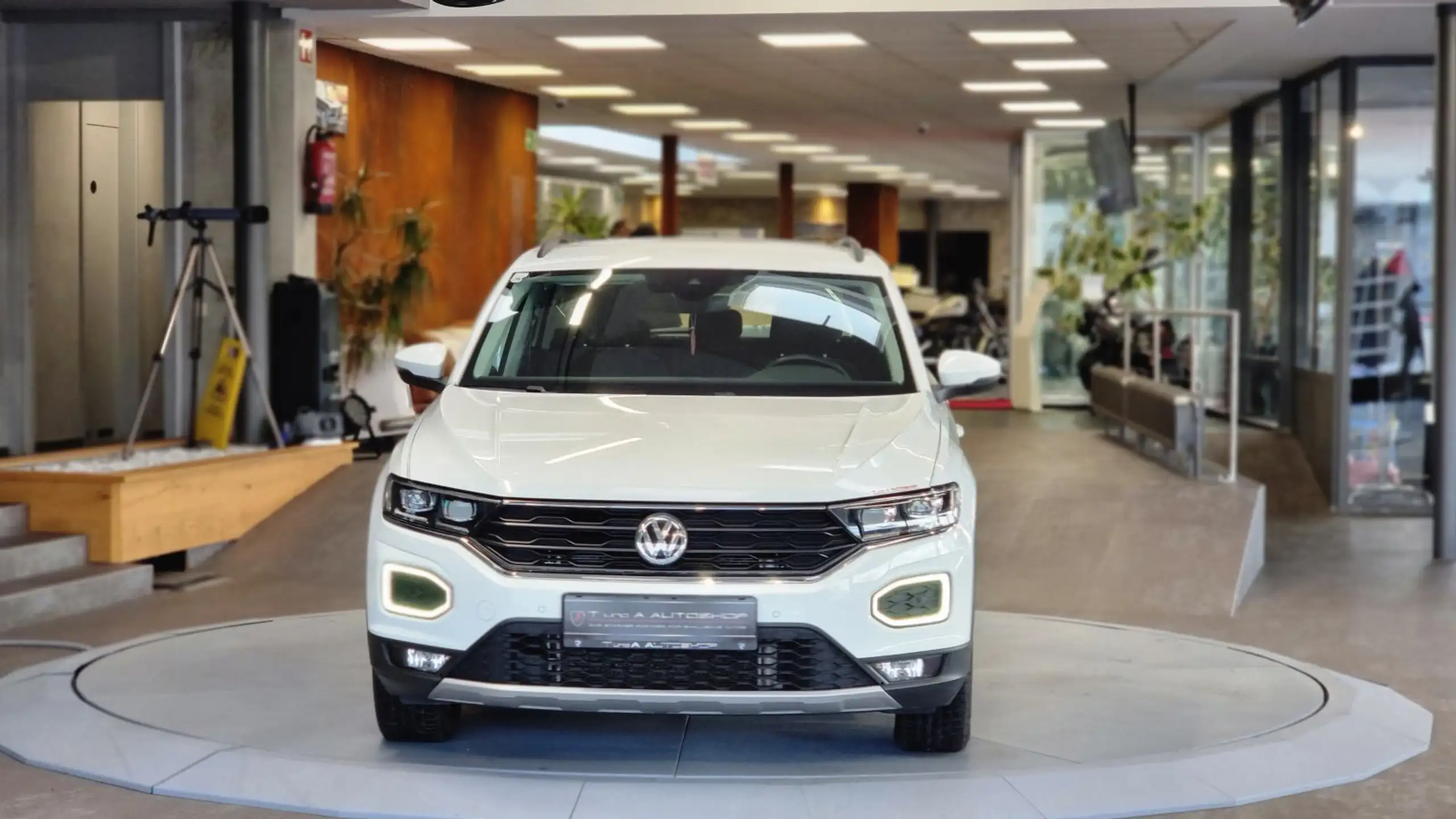 Volkswagen - T-Roc