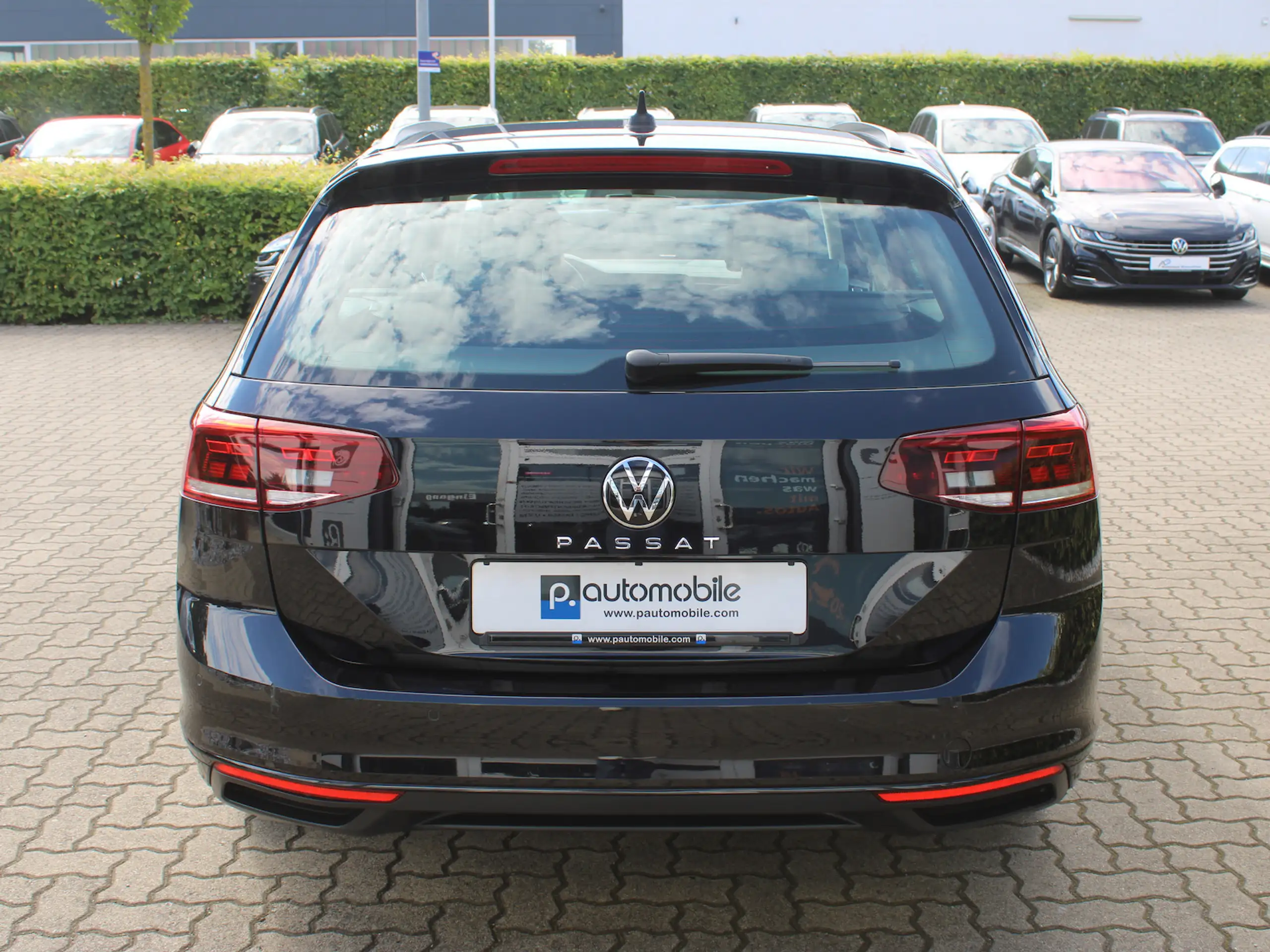 Volkswagen - Passat Variant