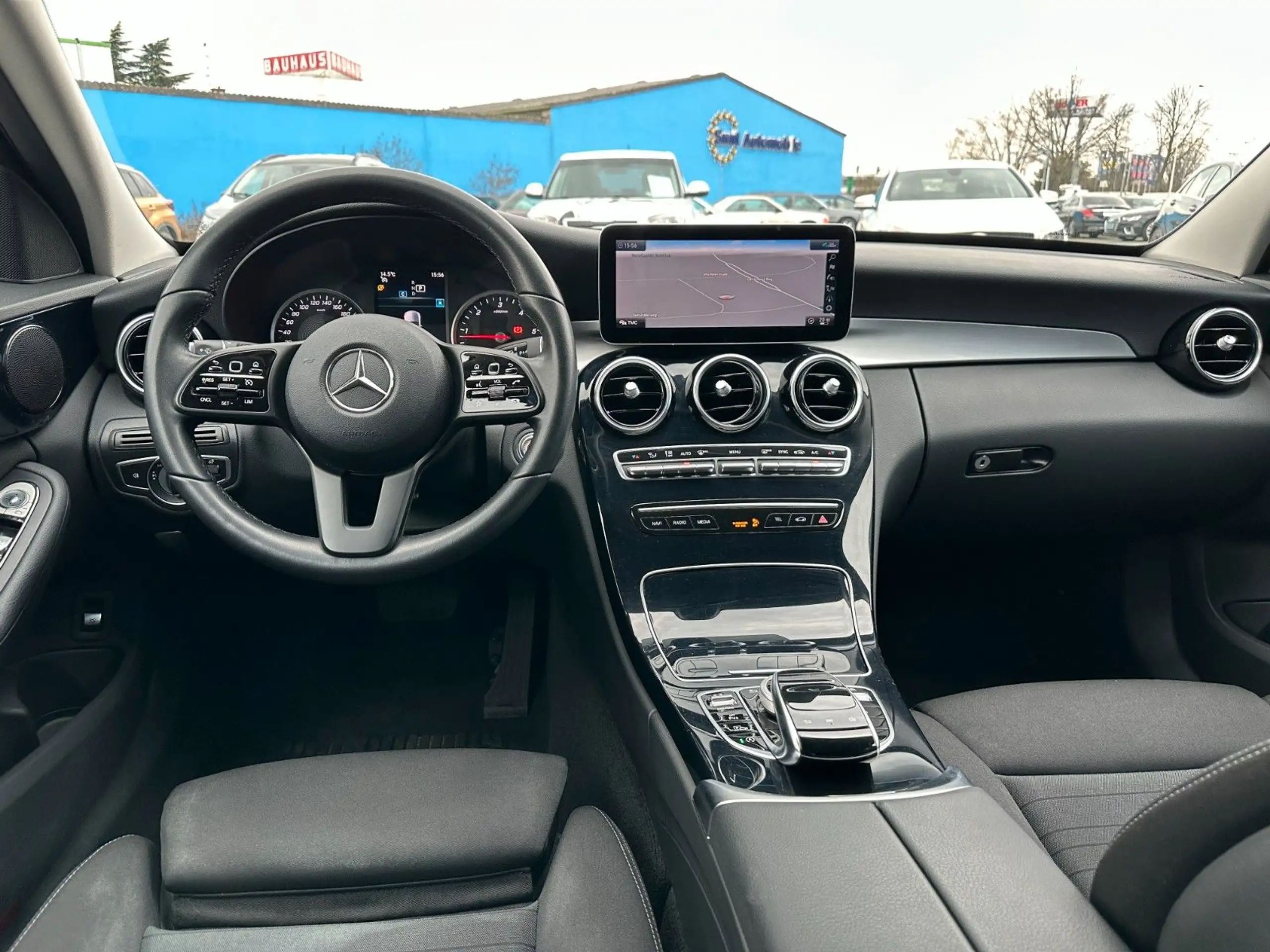 Mercedes-Benz - C 220