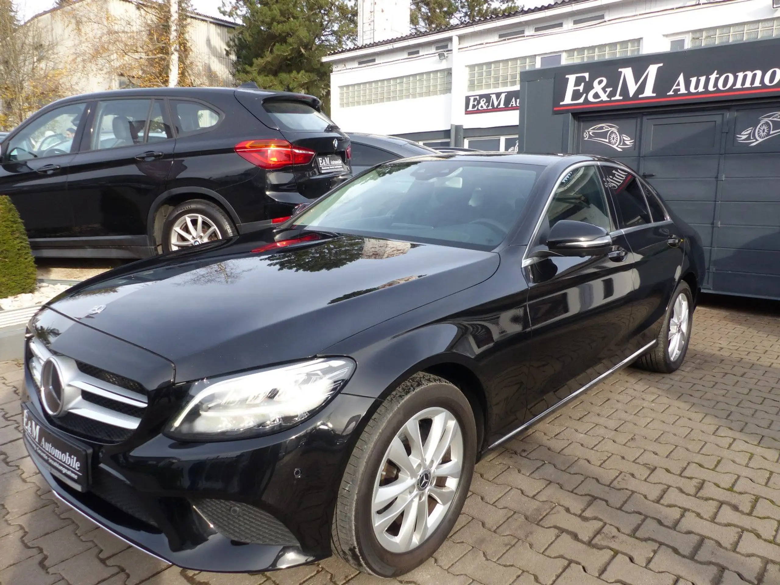 Mercedes-Benz - C 220