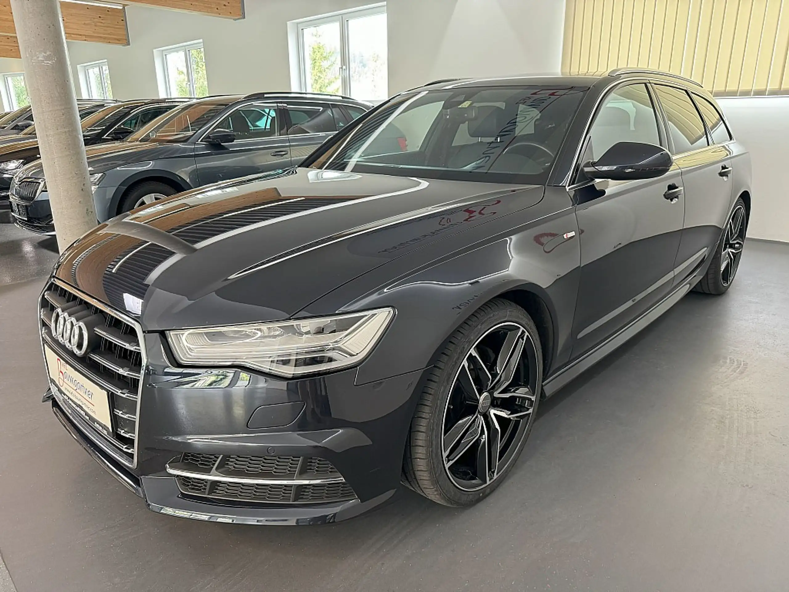 Audi - A6