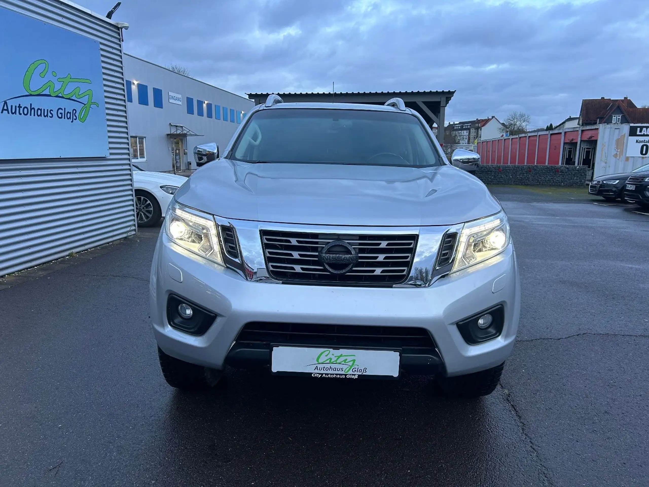 Nissan - Navara