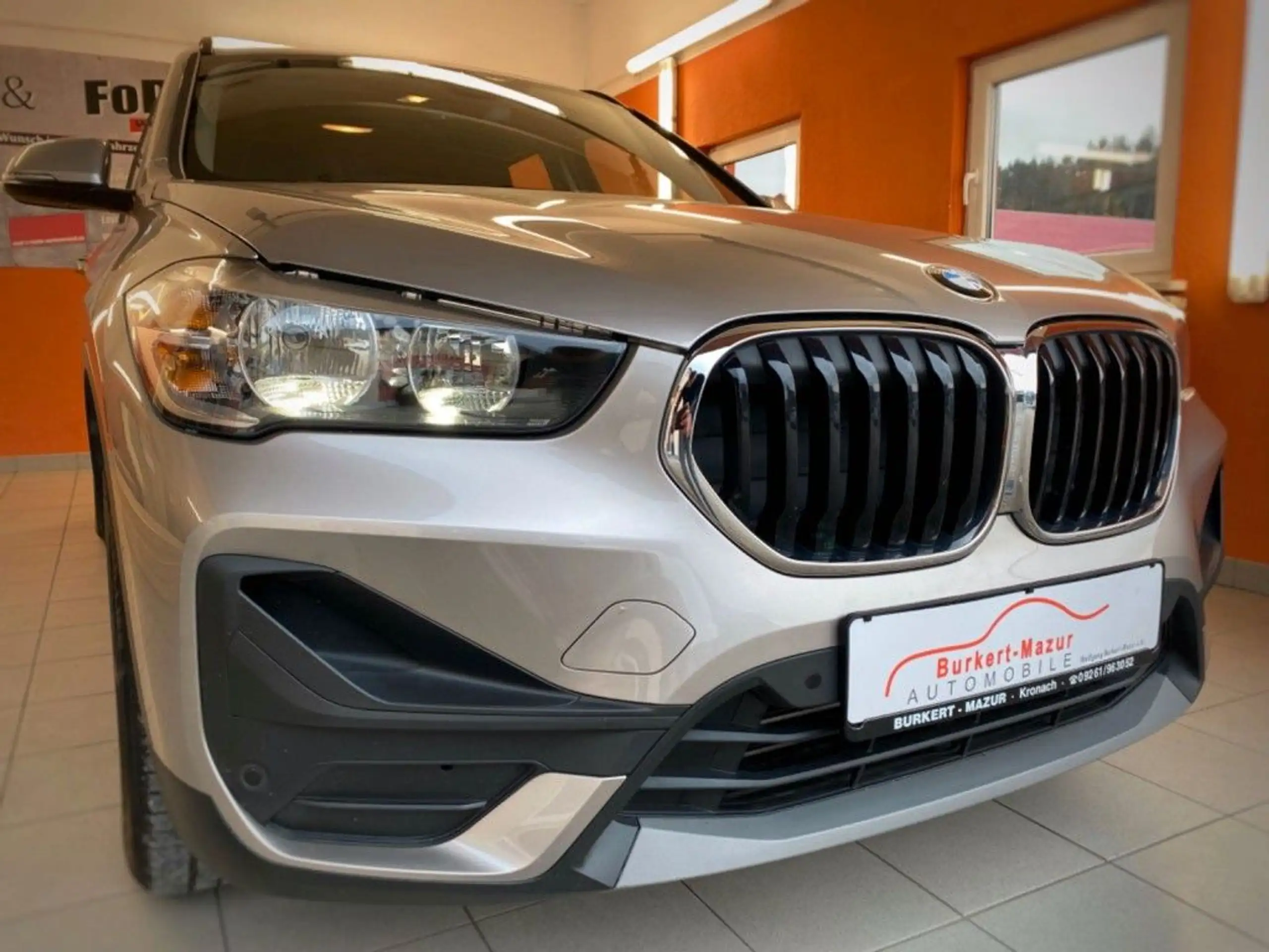 BMW - X1