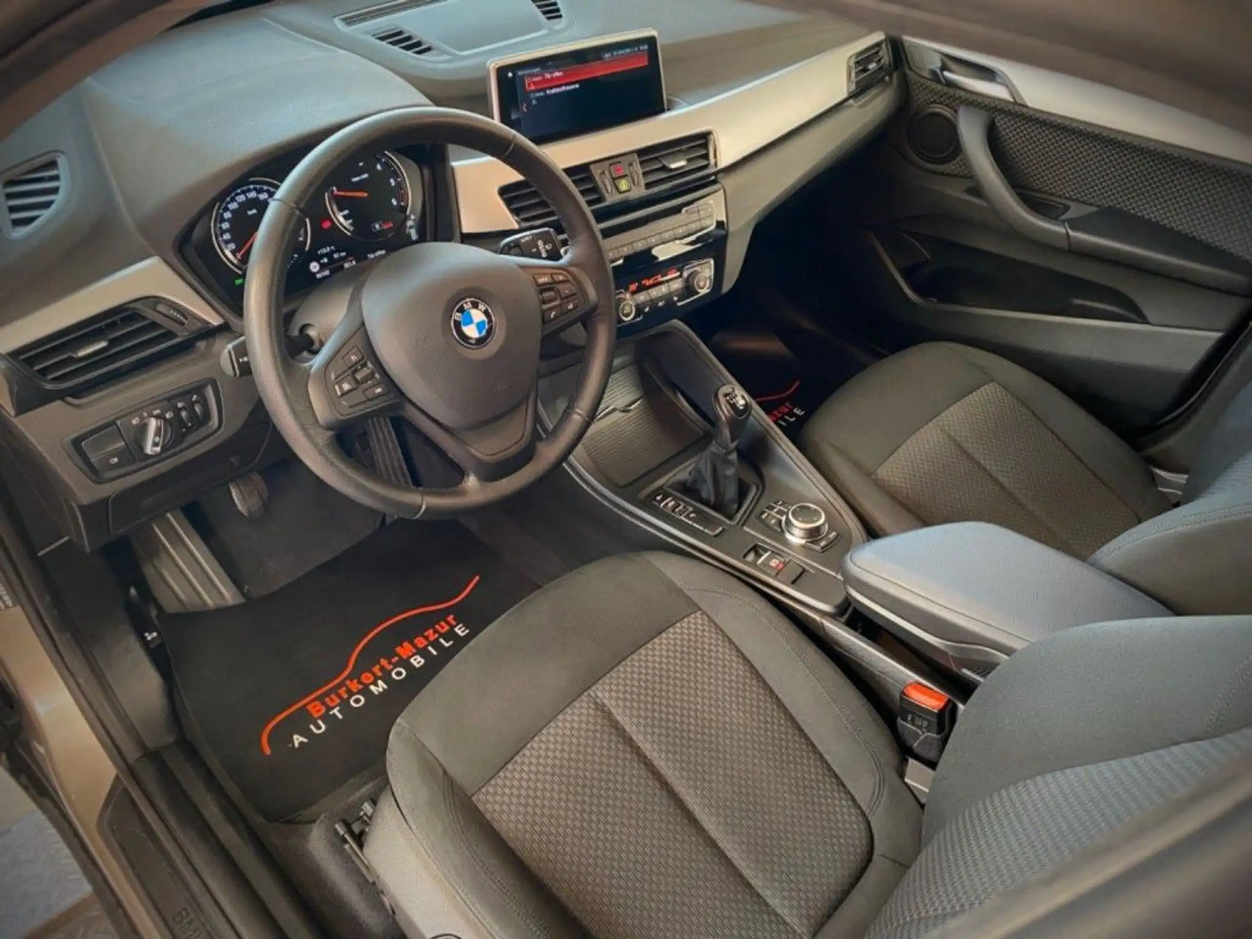 BMW - X1