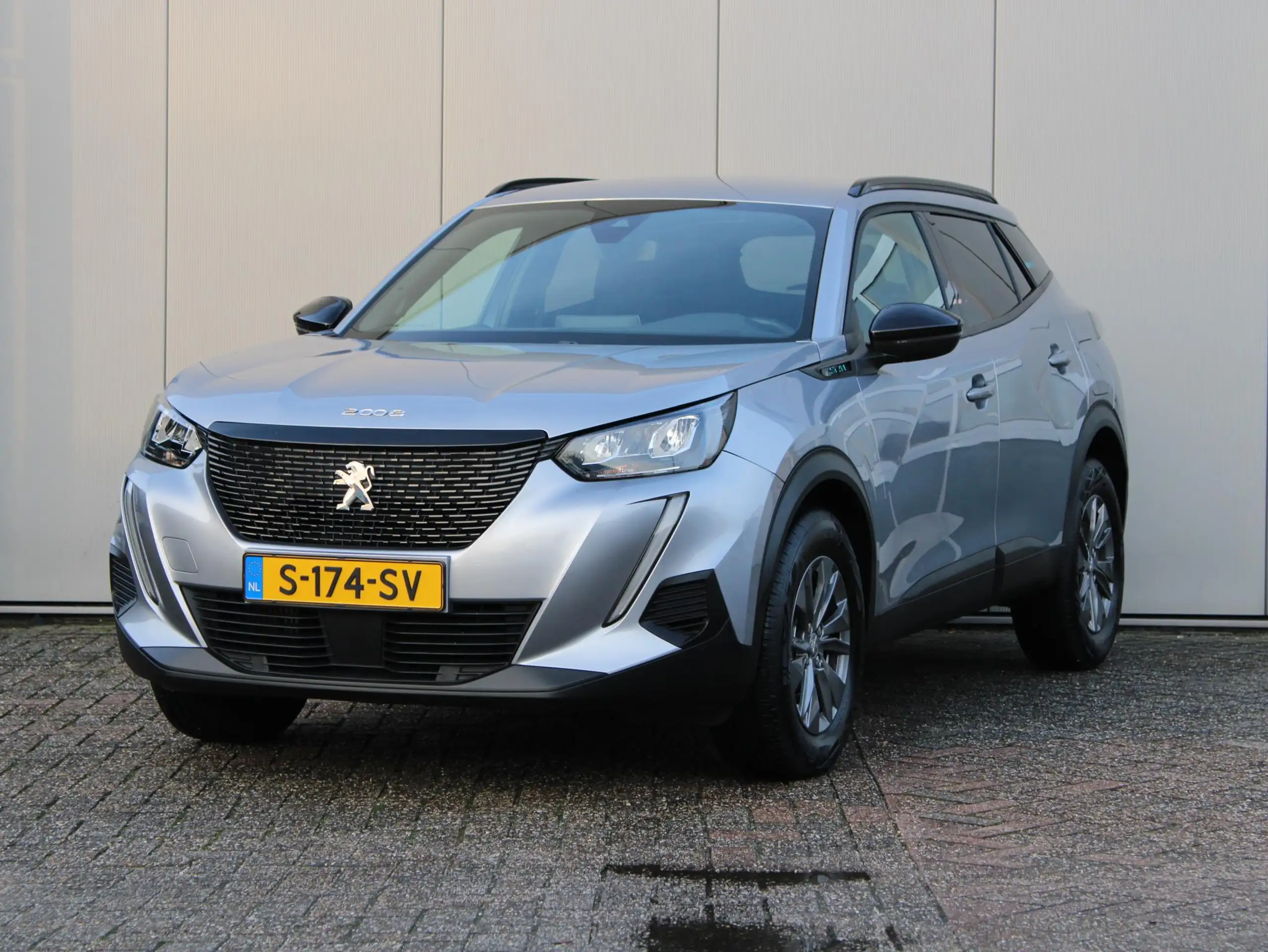 Peugeot - 2008