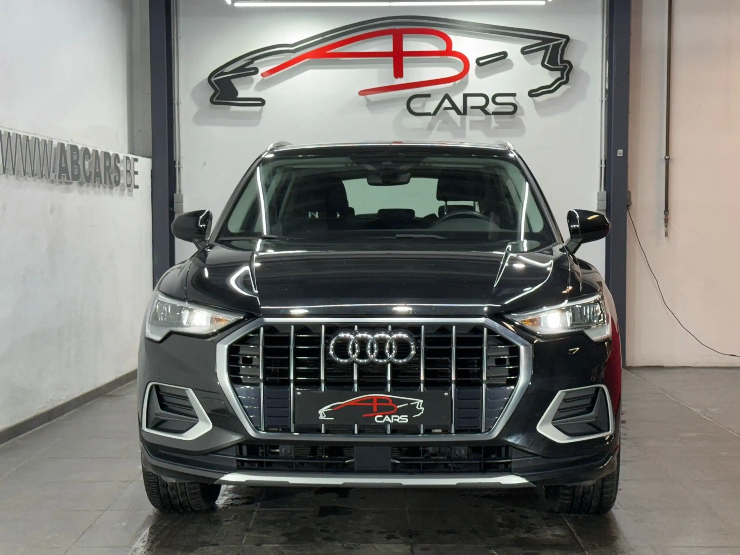 Audi - Q3