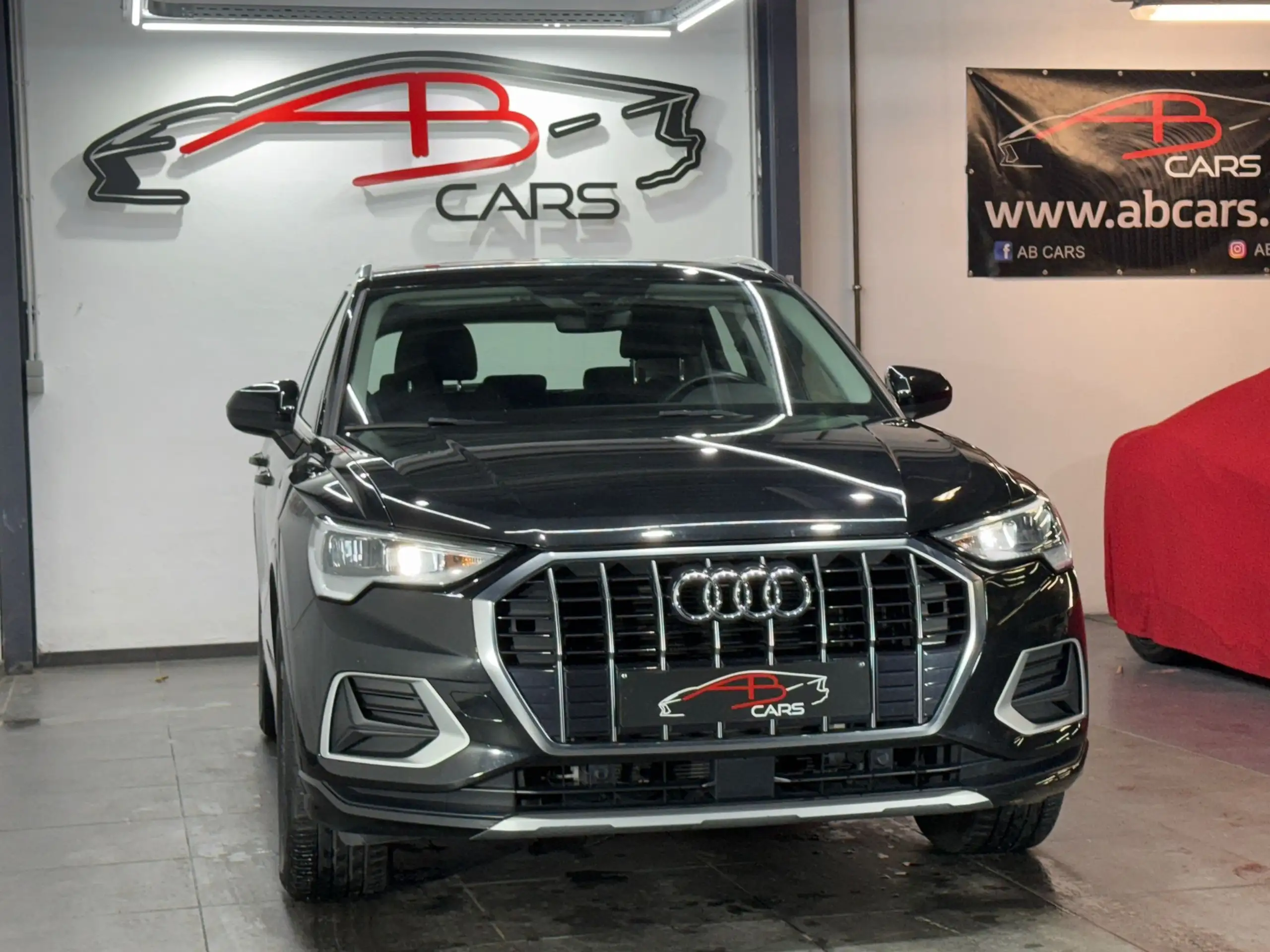 Audi - Q3