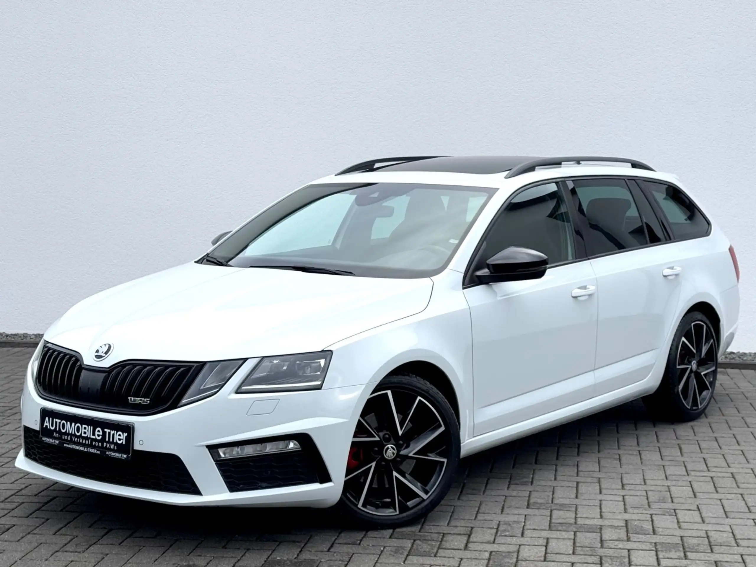 Skoda - Octavia