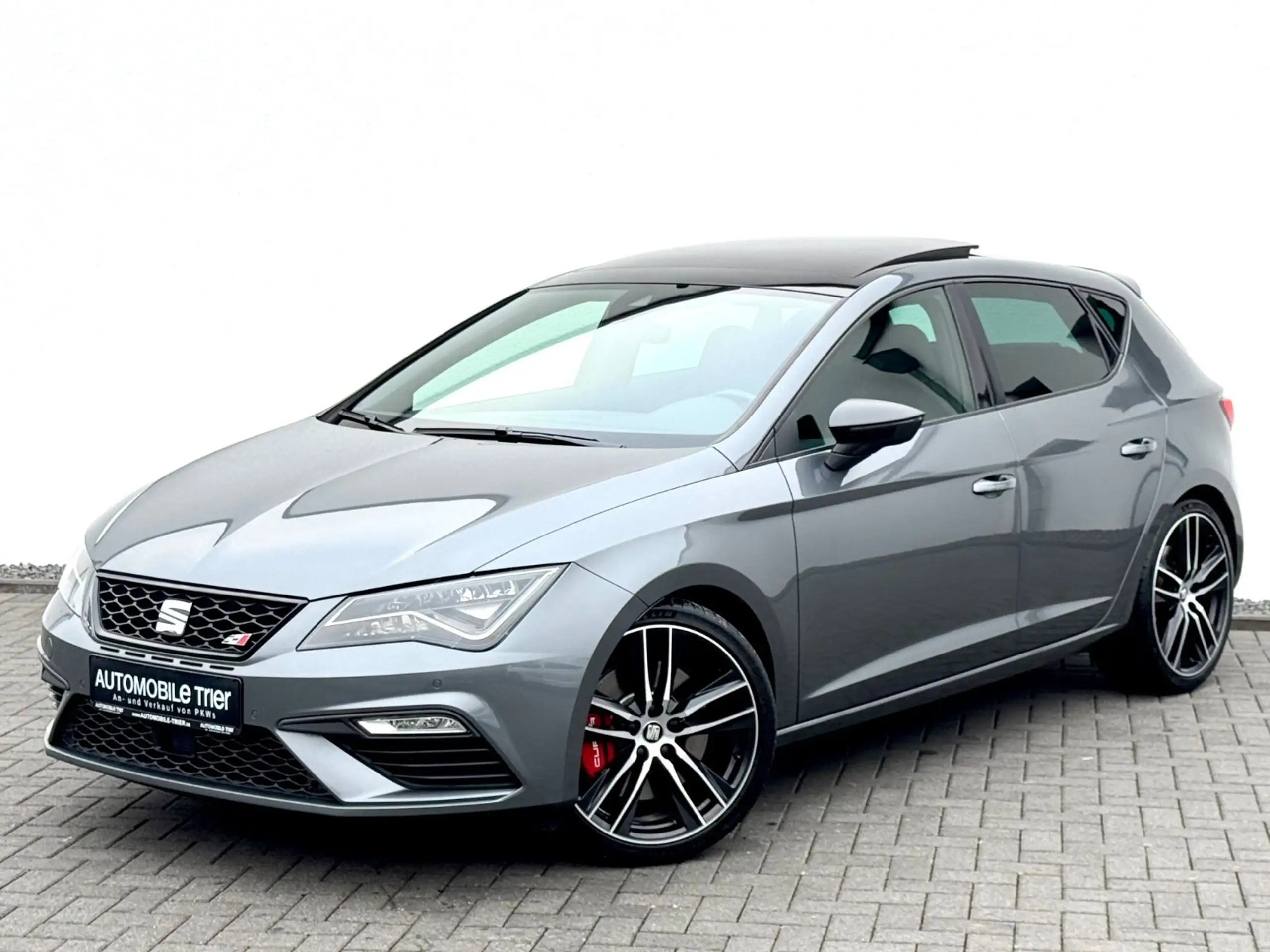 SEAT - Leon